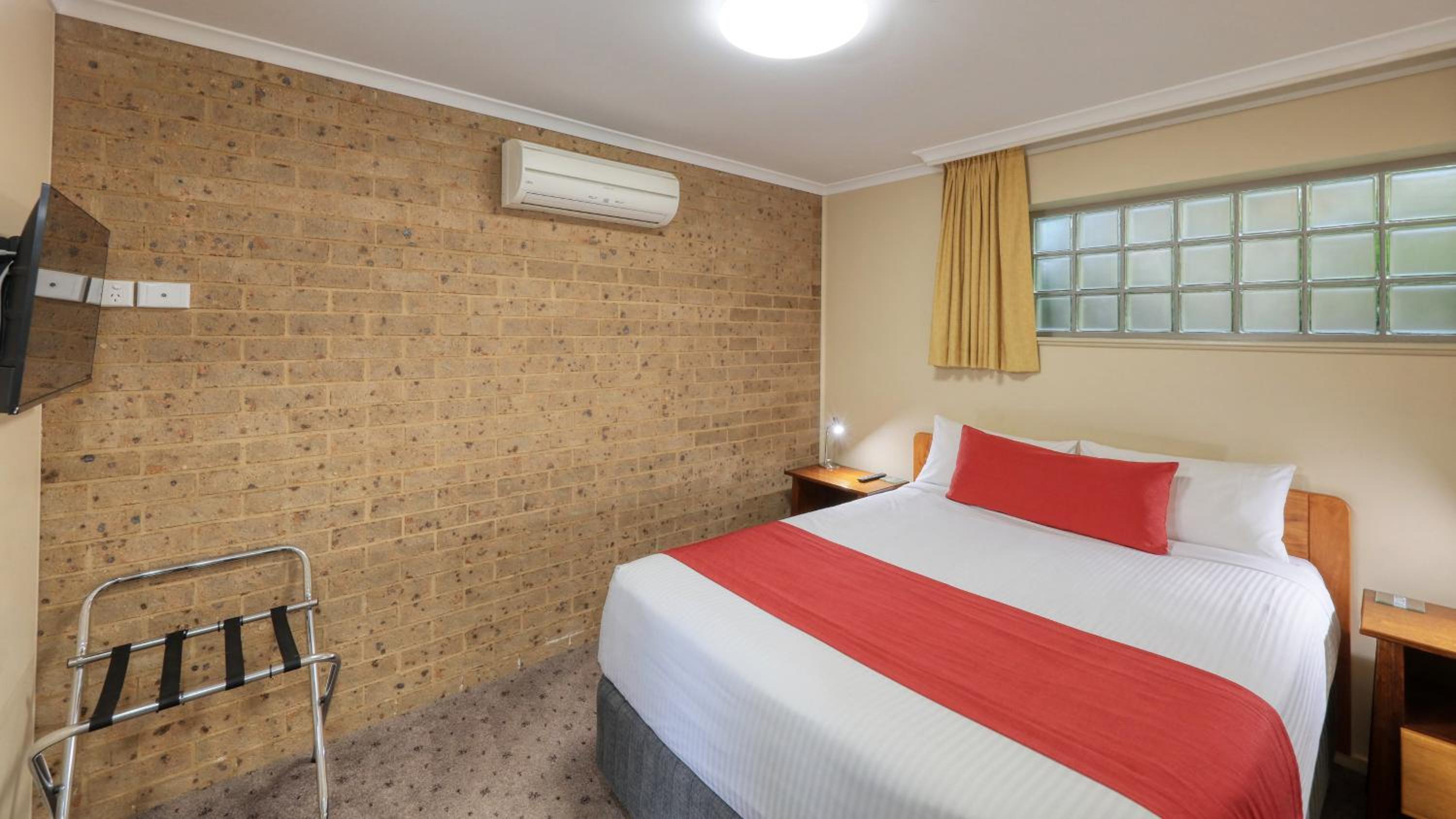 Ashton Motel