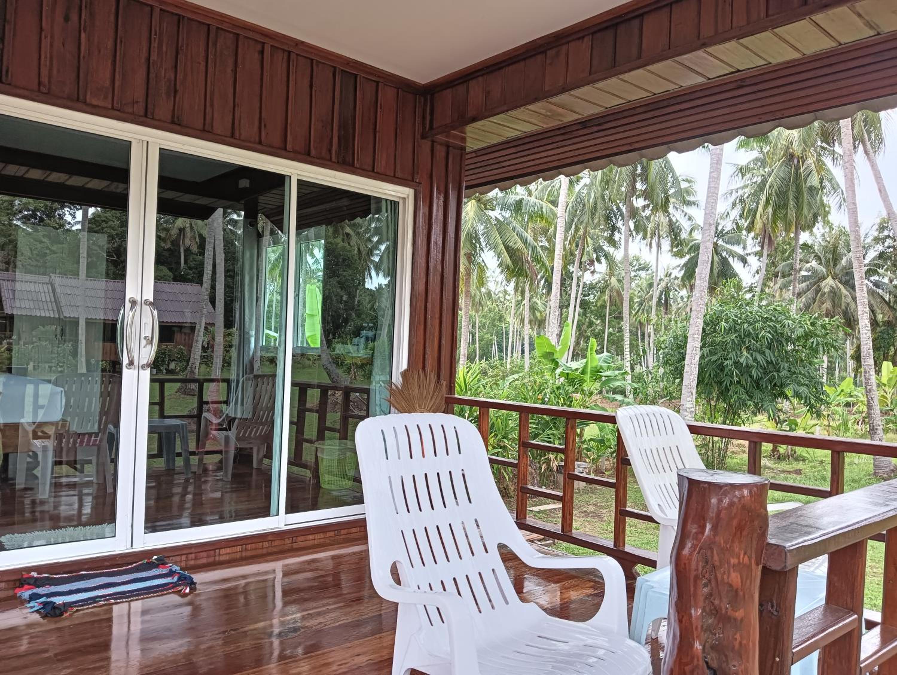 Kohjum Freedom Resort