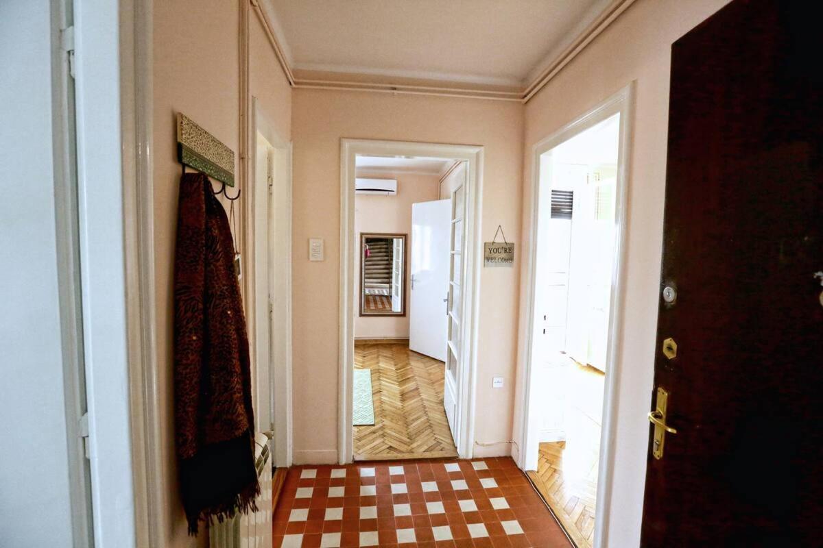 ApartMint