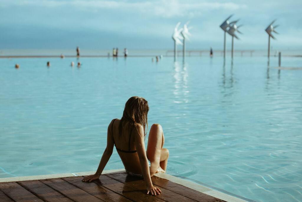City Escape at Loft Apartments - Cairns CBD