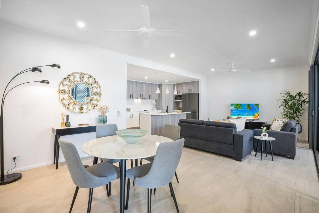 City Escape at Loft Apartments - Cairns CBD