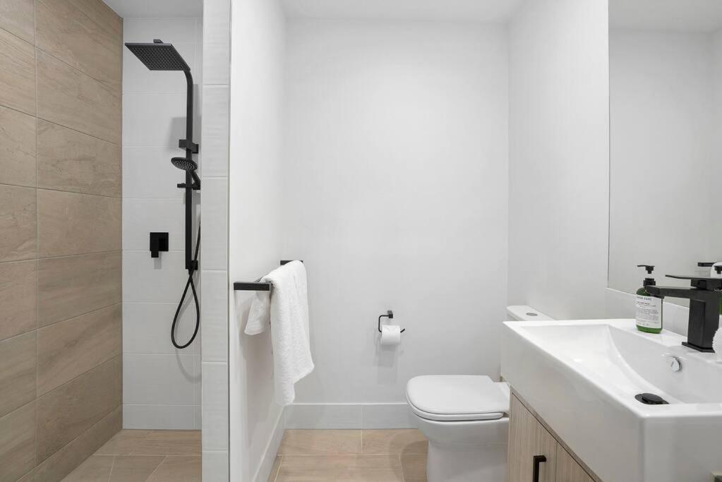 City Escape at Loft Apartments - Cairns CBD