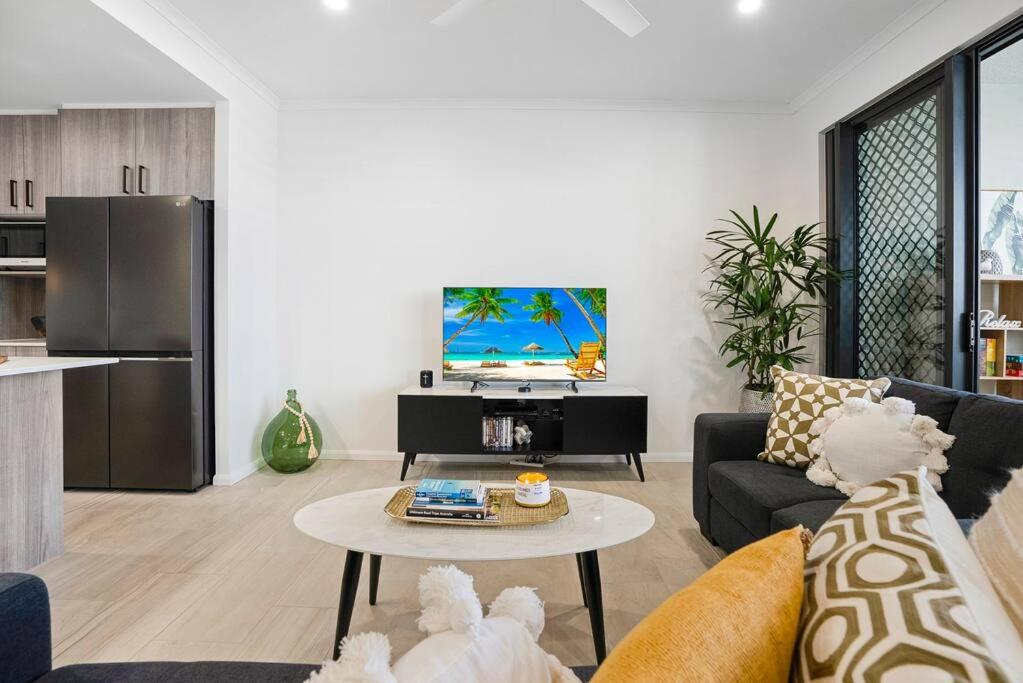 City Escape at Loft Apartments - Cairns CBD