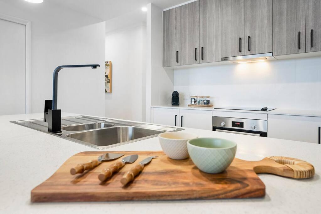 City Escape at Loft Apartments - Cairns CBD