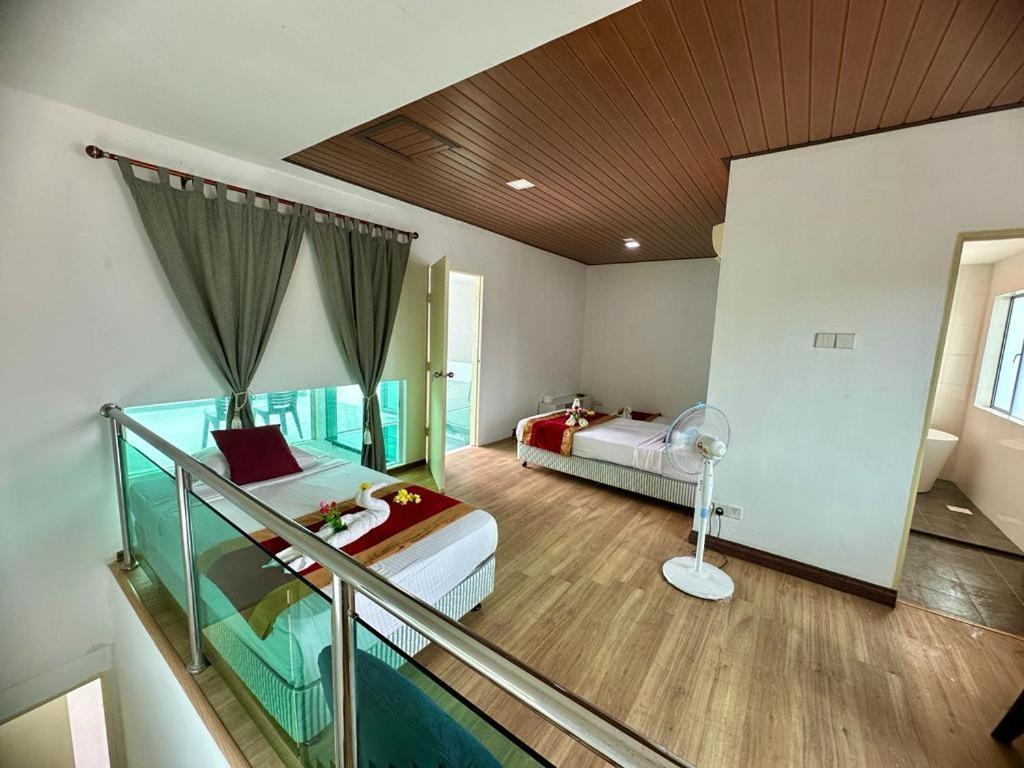 Bahagia Makmur Homestay photo 5
