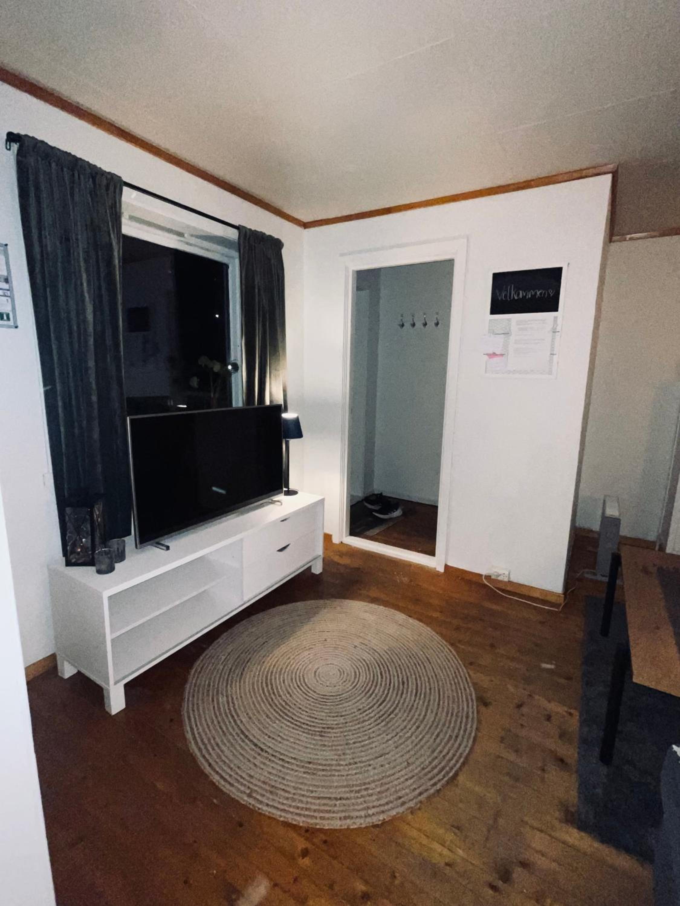 Liten eldre og koselig studiohybel