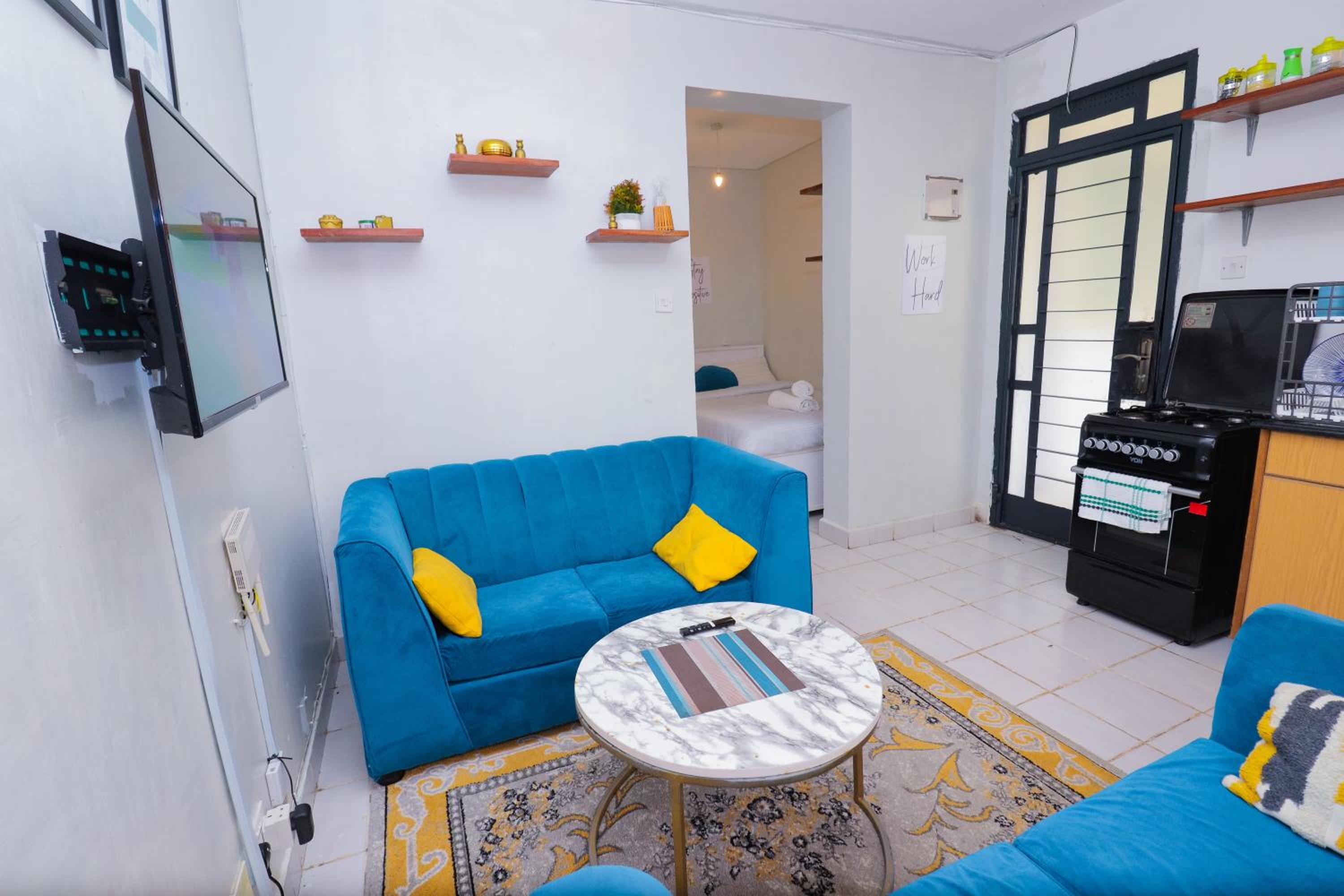 Cozy Studio along Ngong road-Nairobi view 4
