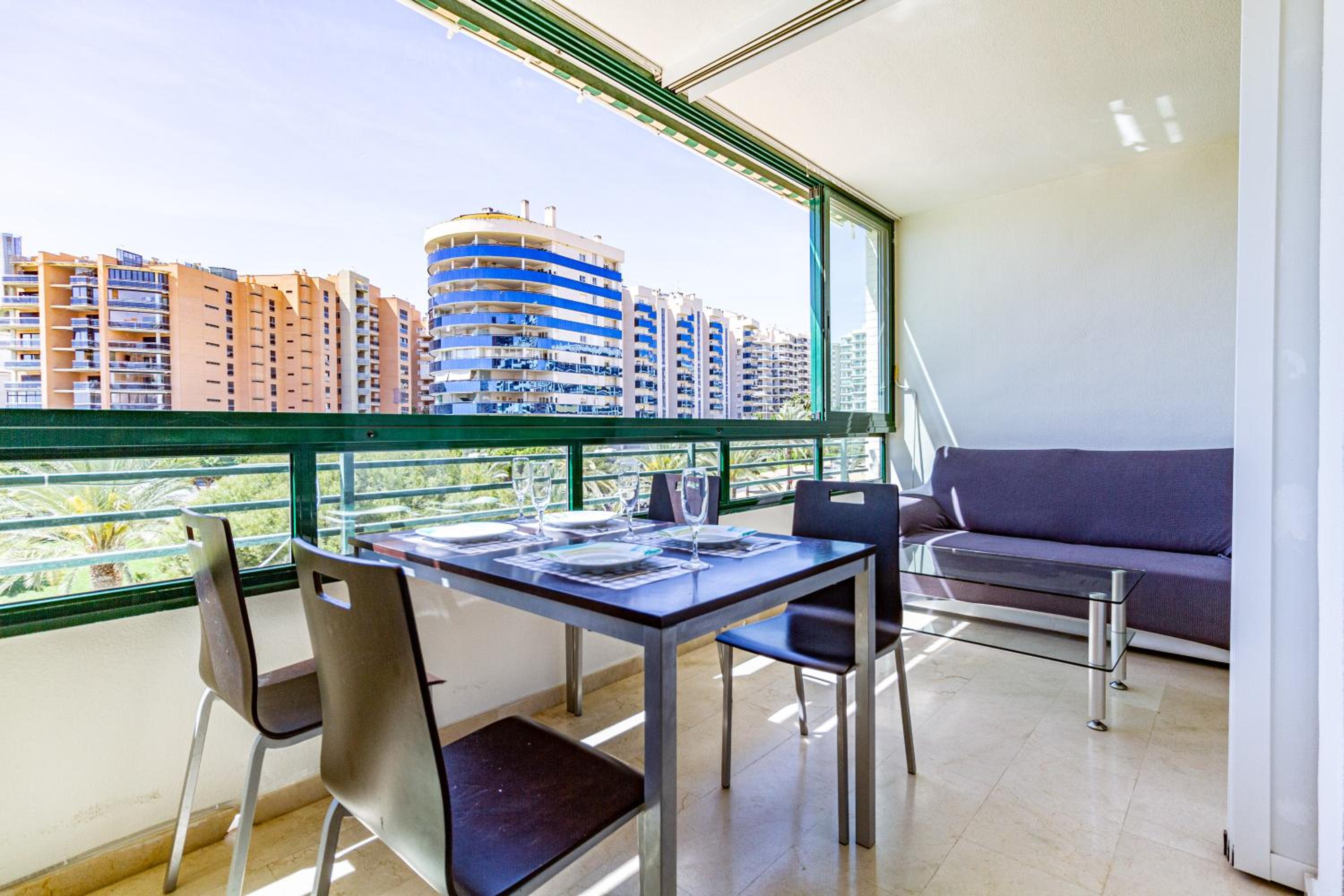 Beautiful flat in the building Balcon del Mar, on the first line of La Cala beach, pool and garage photo 2