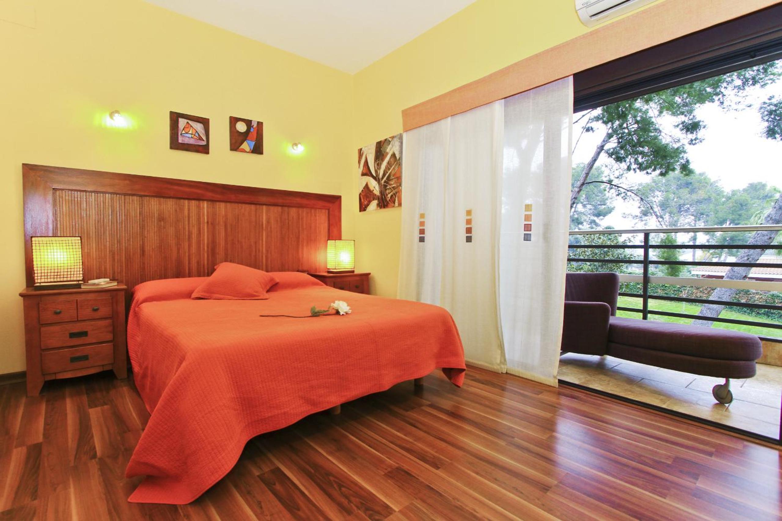 New Play Lake Villa view 4