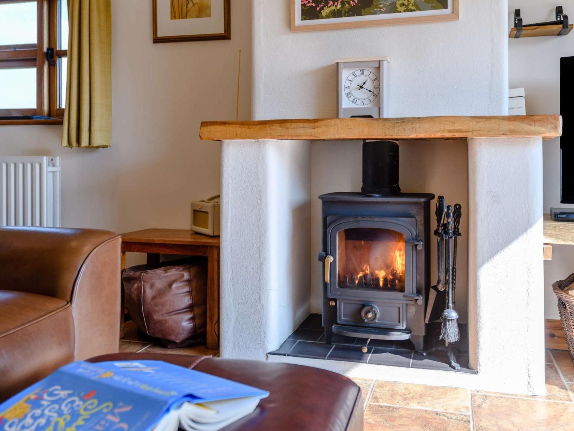1 Bed in Beaulieu Heath oc-nfl87 view 5