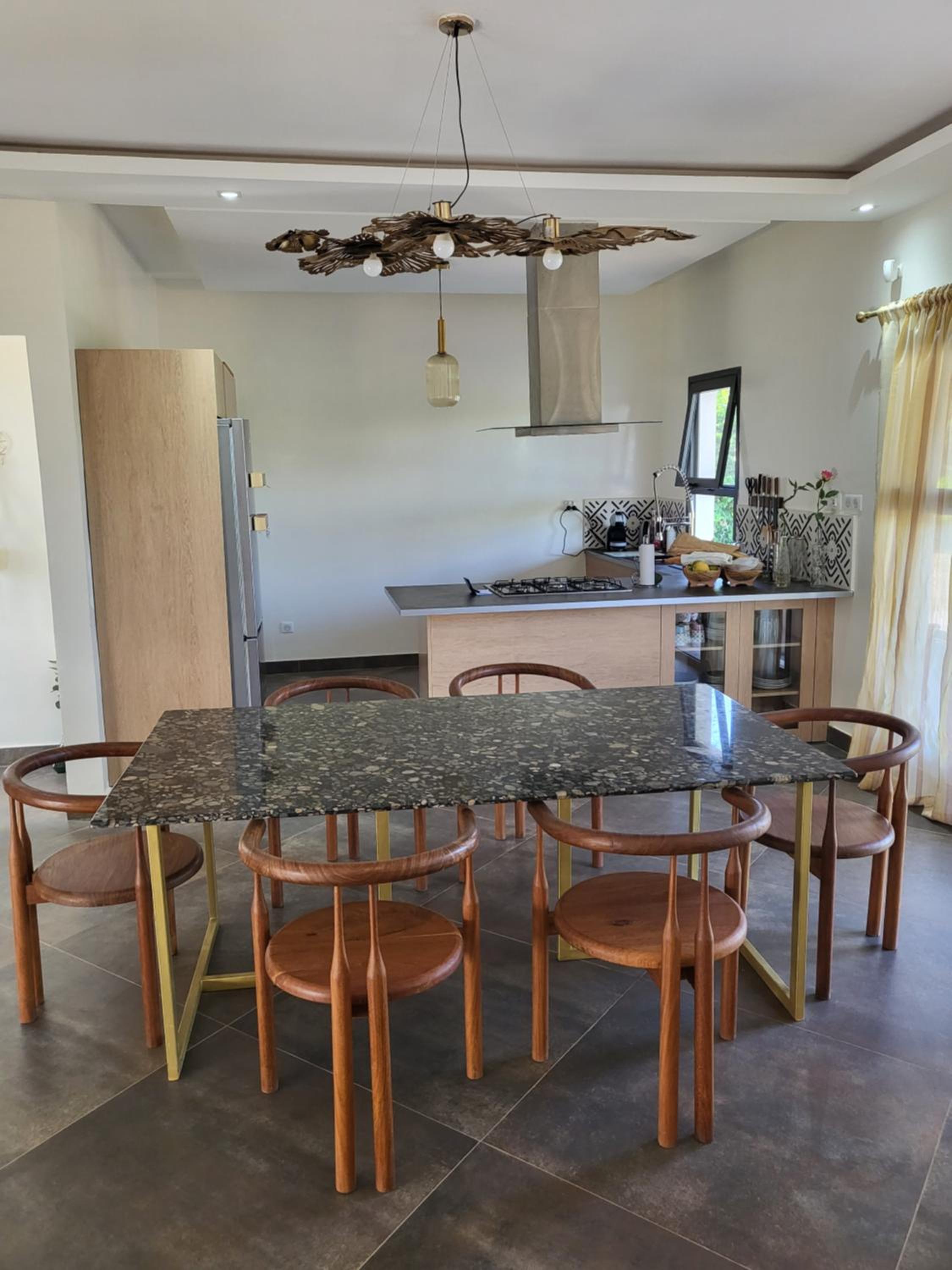 VILLA LUXUEUSE