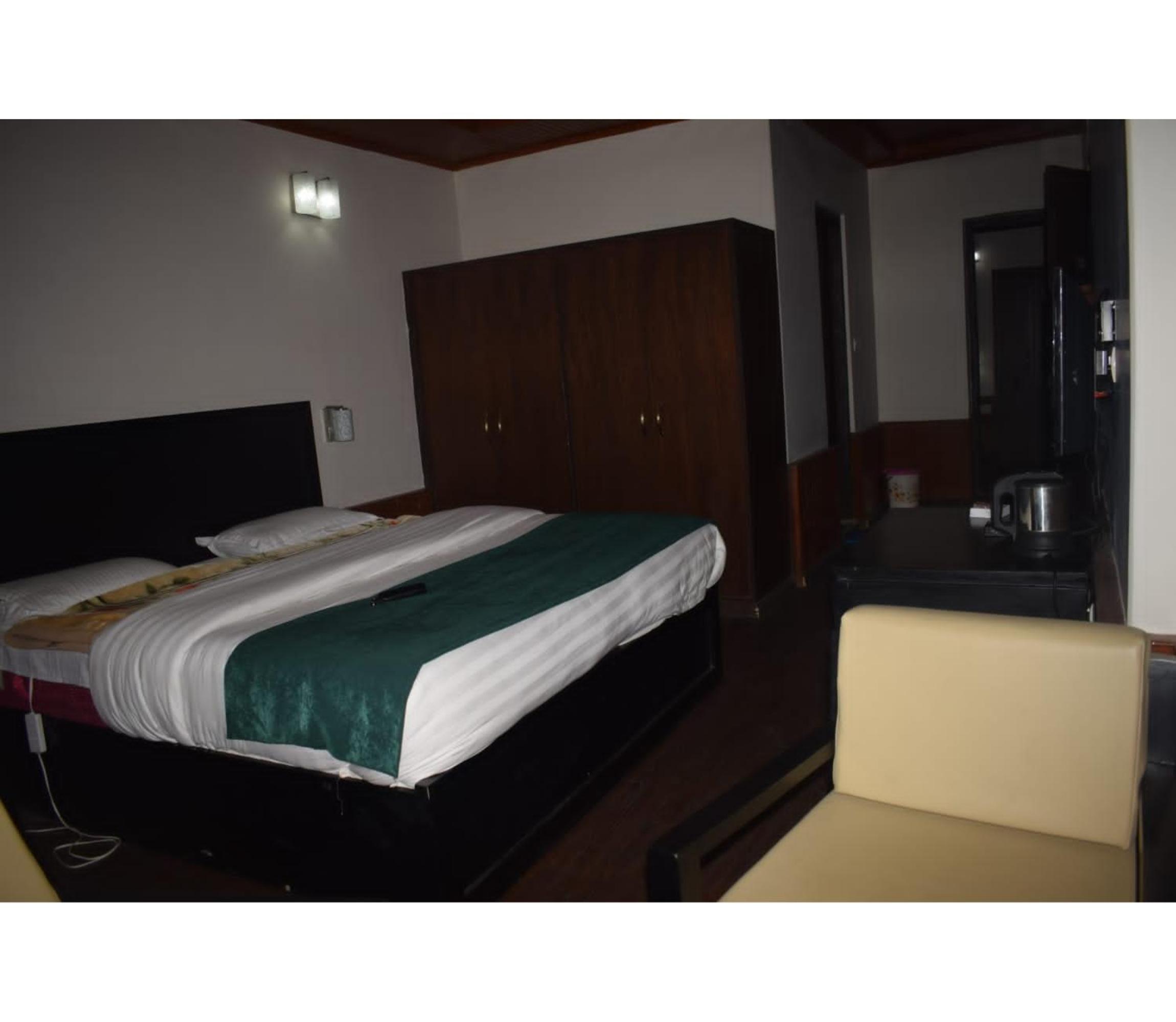 Photo 16