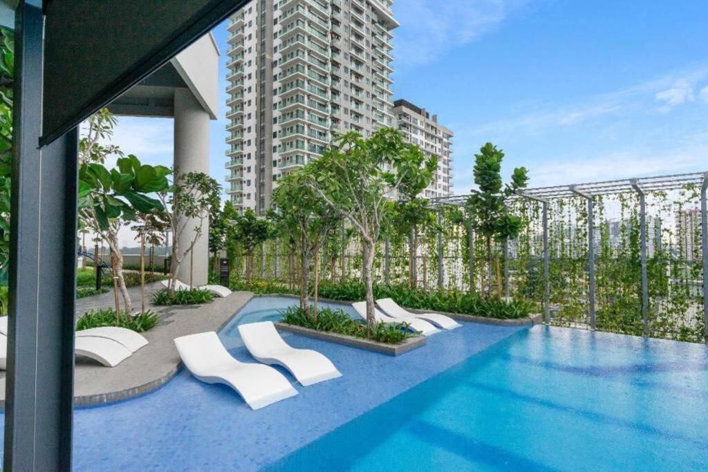 Highpark Suites ByTheNook photo 7