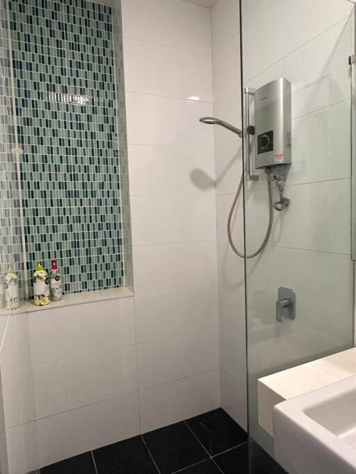 Highpark Suites ByTheNook photo 6