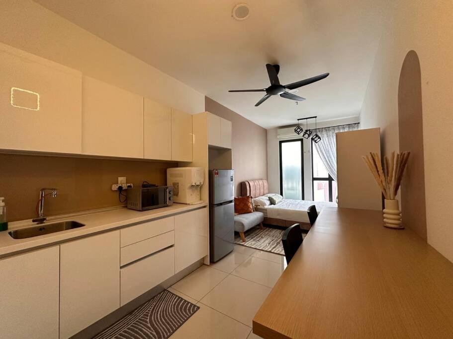 Highpark Suites ByTheNook photo 5
