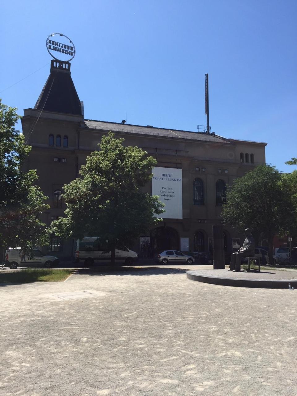 Luxury 2 Bedroom apartment in the heart of Mitte, Berlin