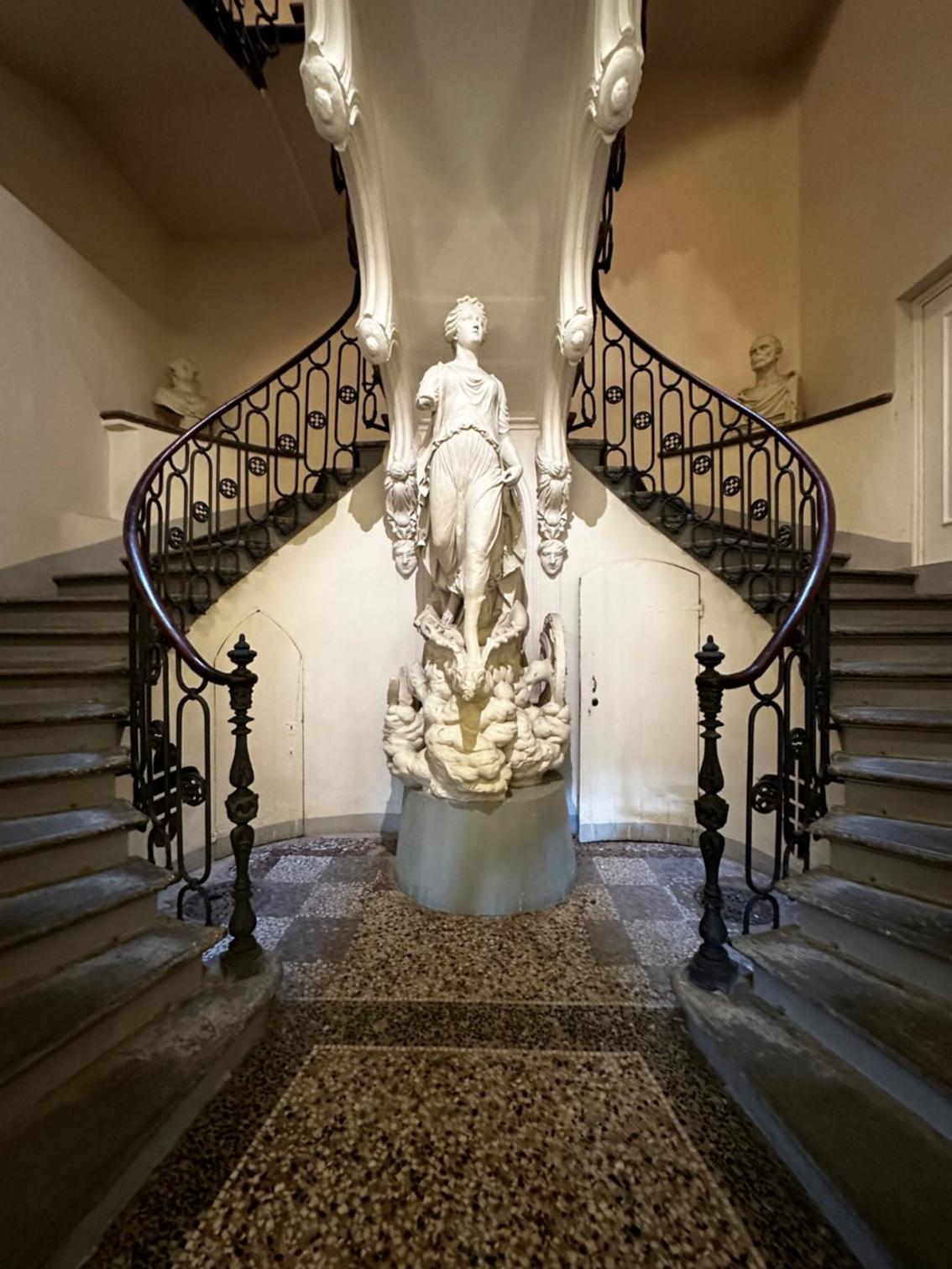 Elegance in the center of Florence: Palazzo Villa