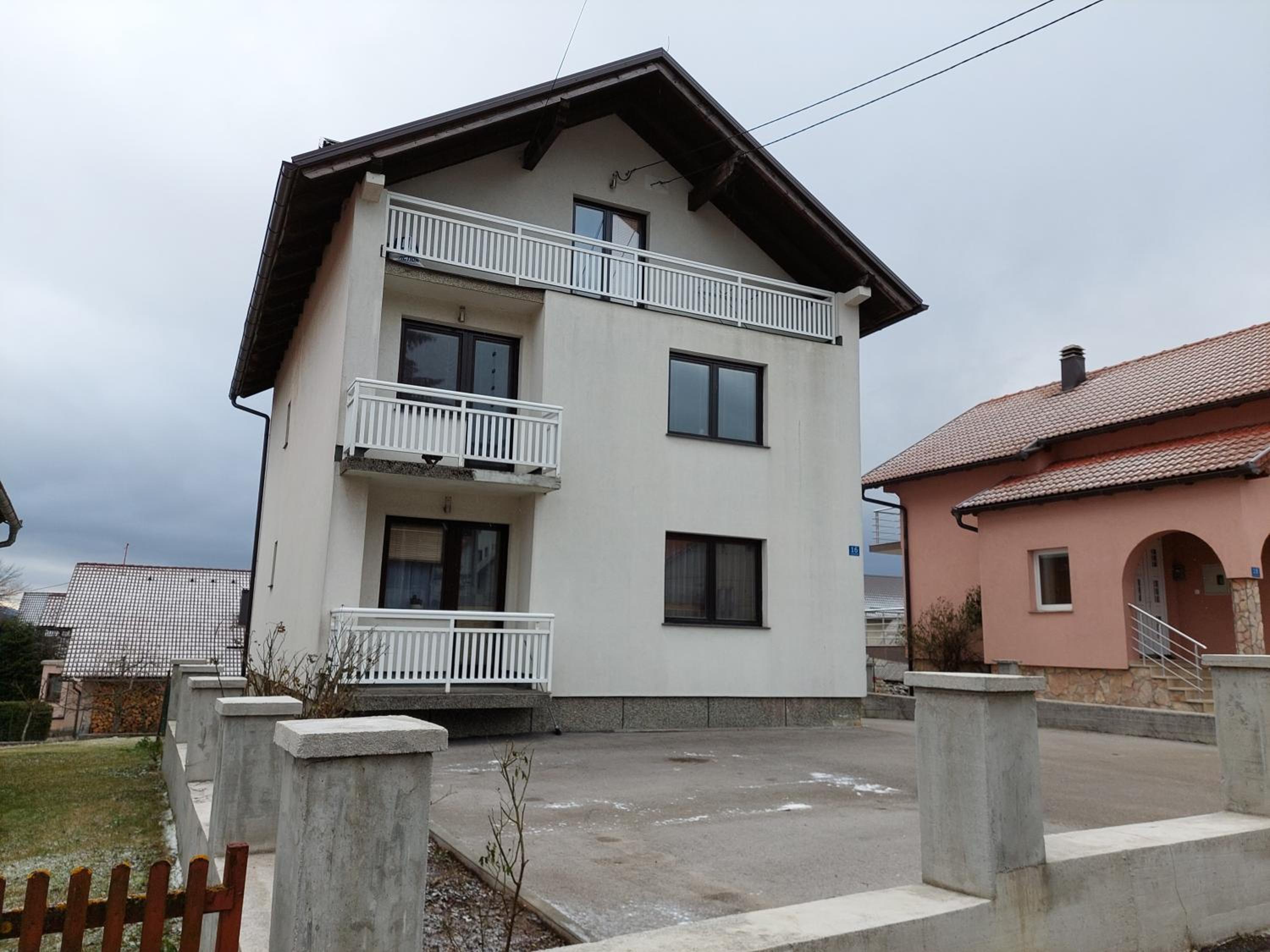Apartmani Marin