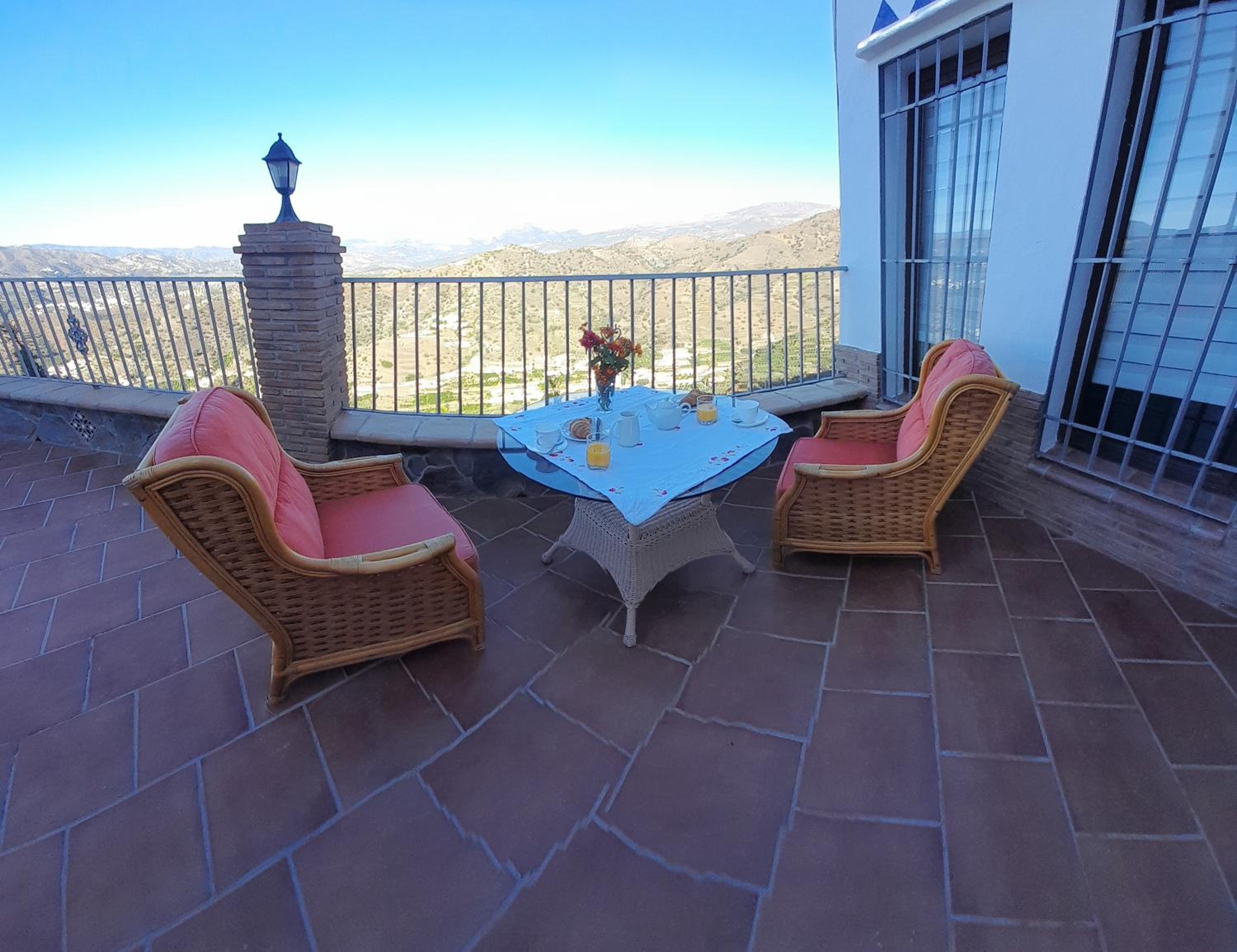 Casa la viña de la tireta