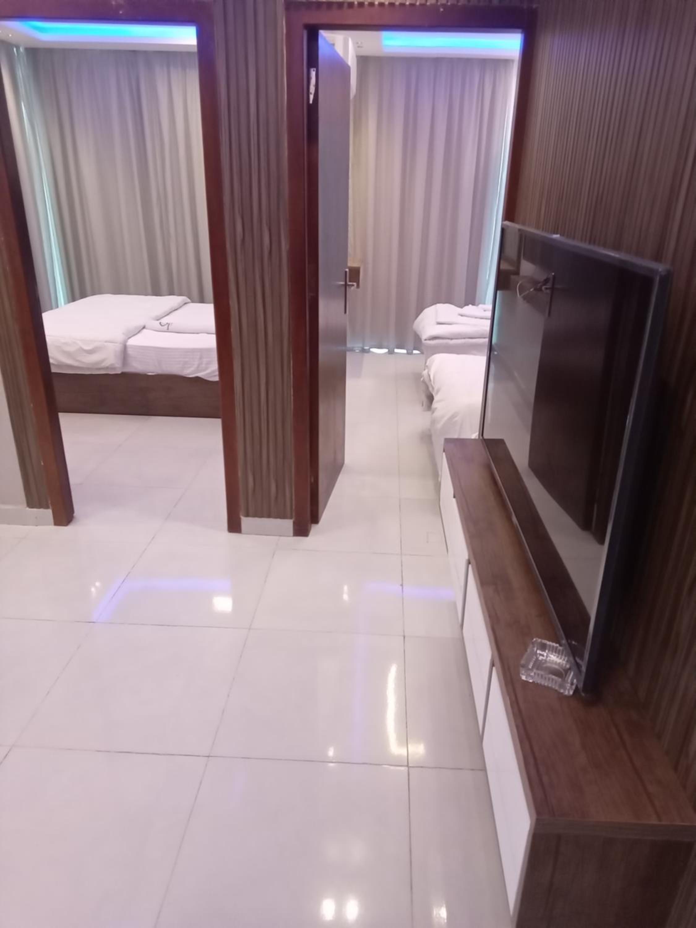 Casablanca star for families and couples only