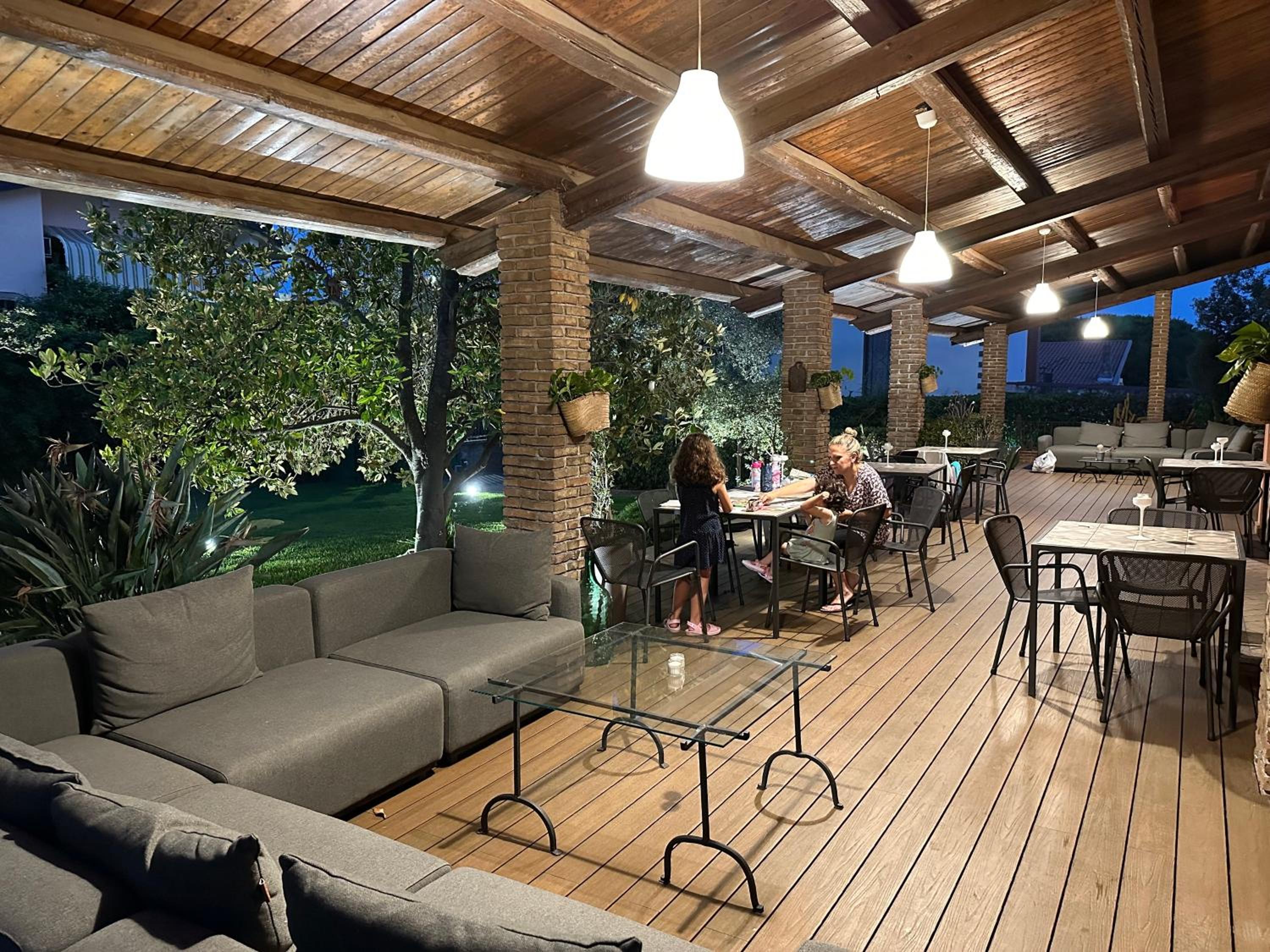Ottomood B&B and Apartments