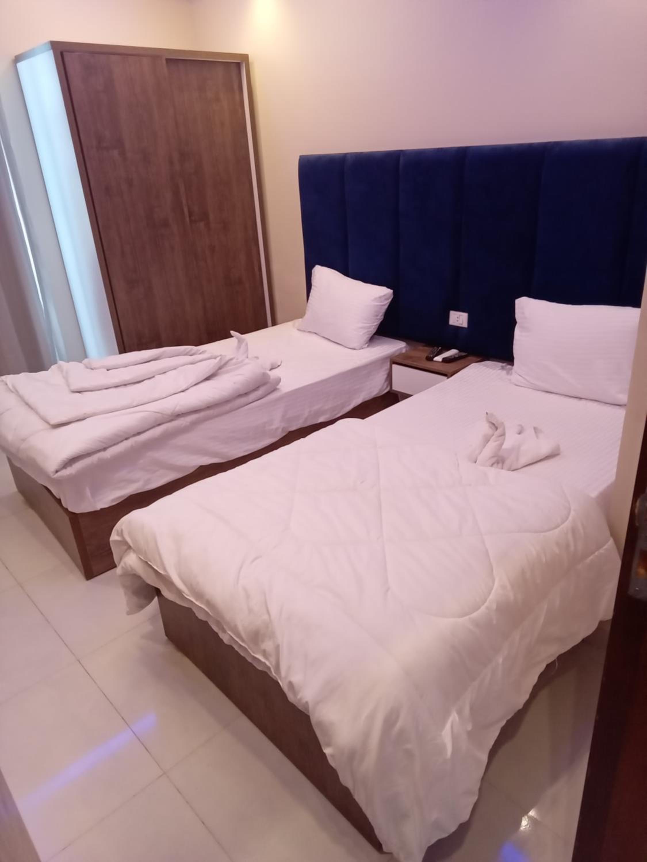 Casablanca star for families and couples only