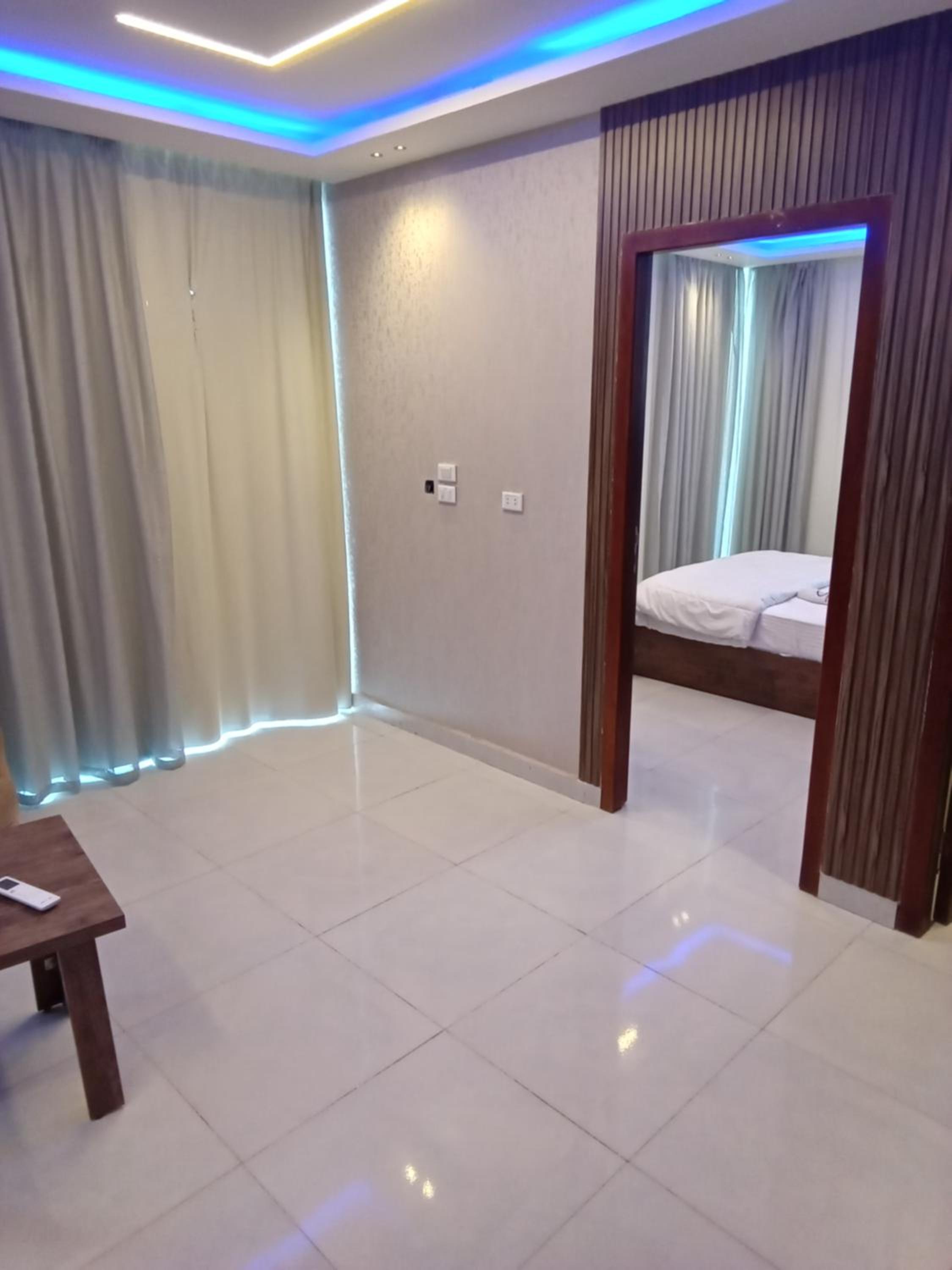 Casablanca star for families and couples only