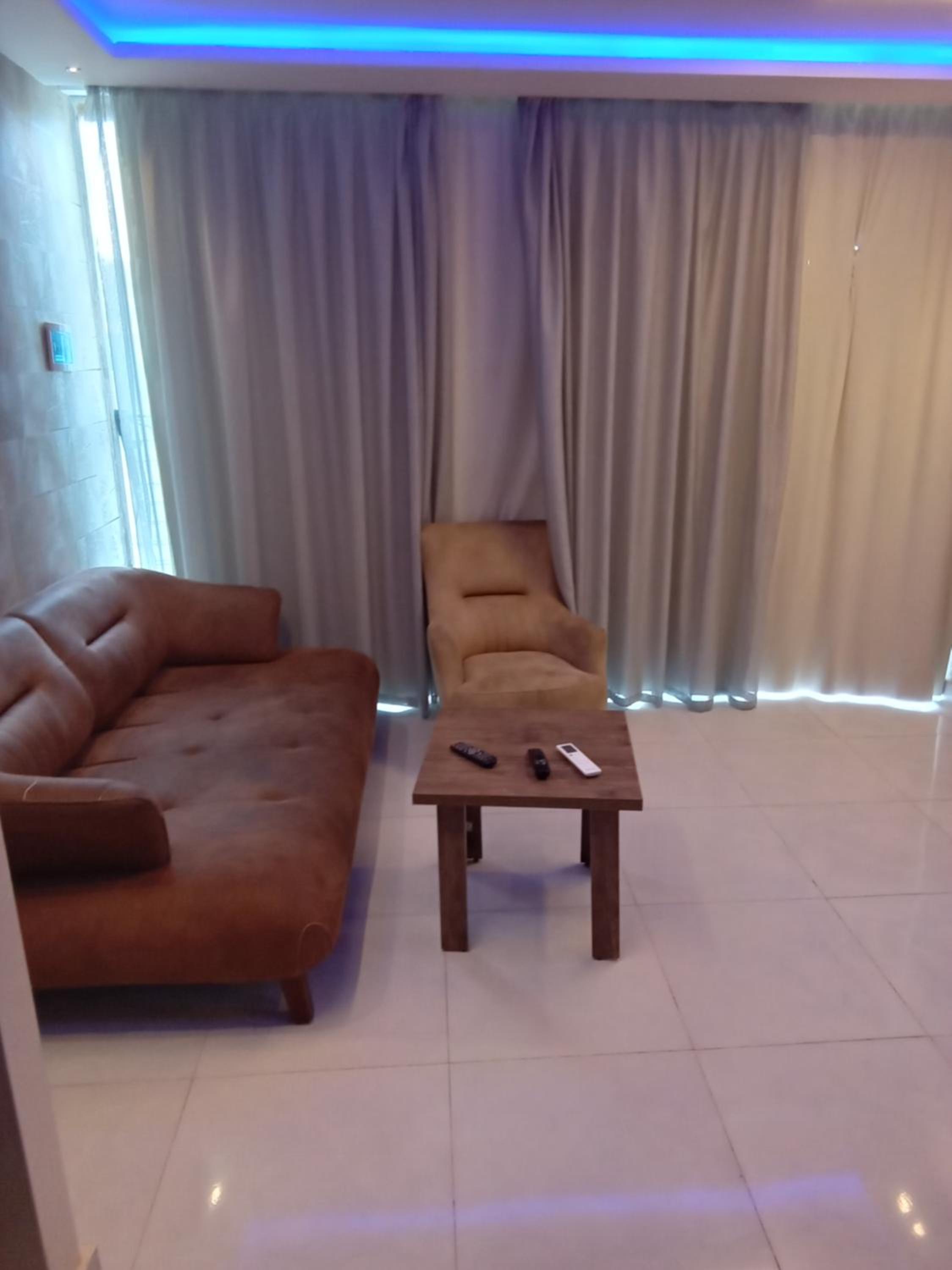 Casablanca star for families and couples only