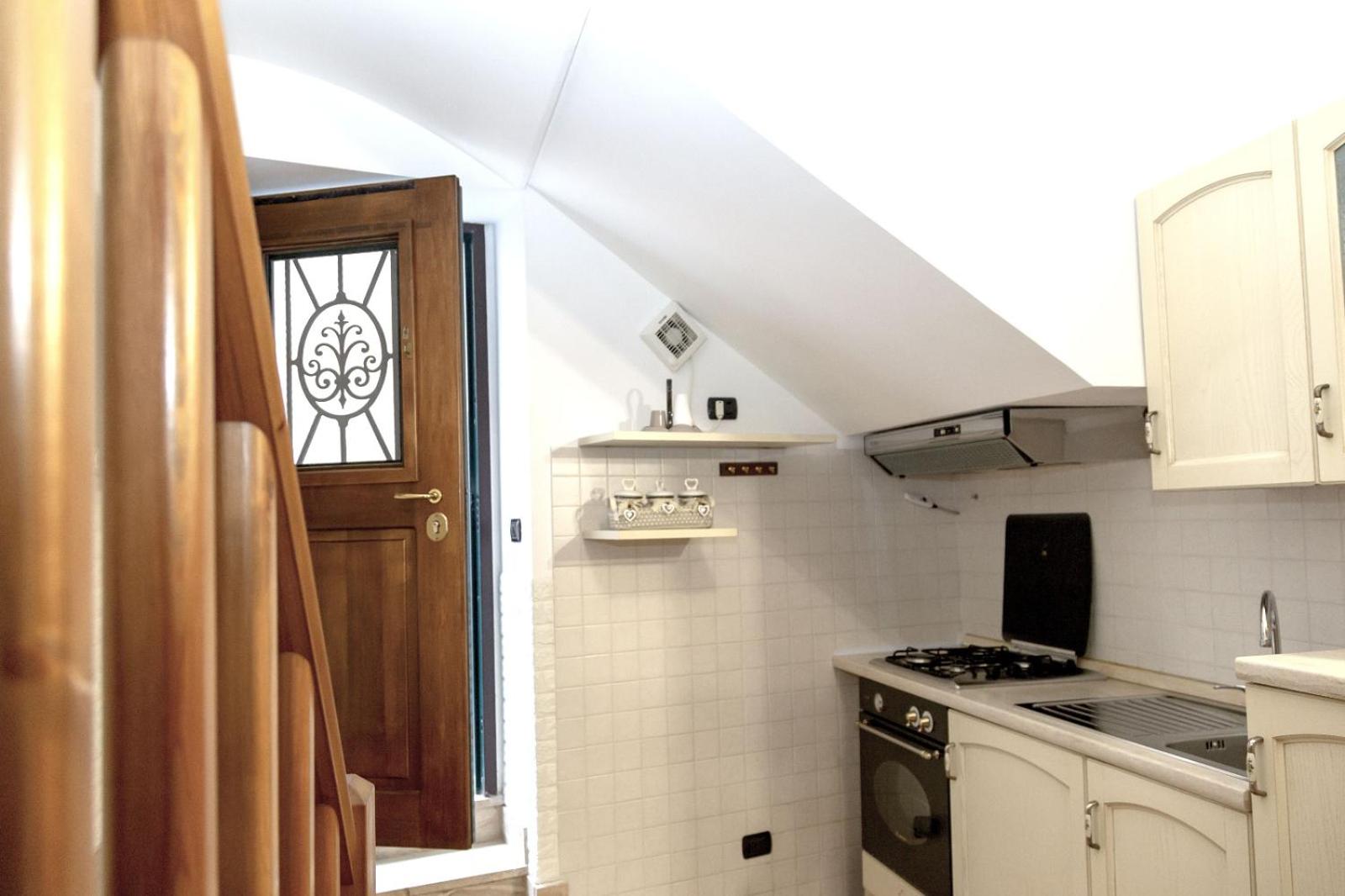 DOMUS ESSENTIA