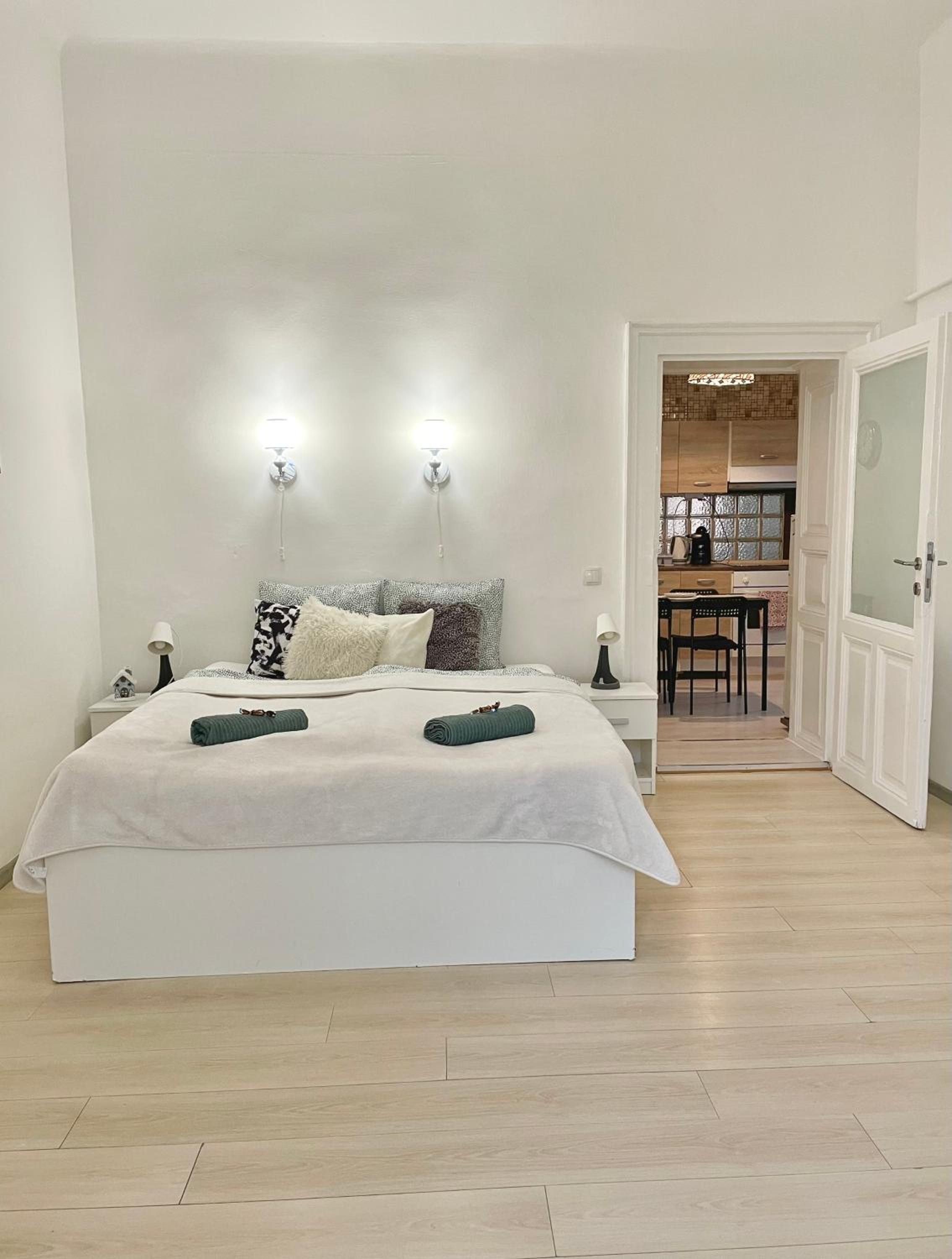 White Apartment near the famous New York Café
