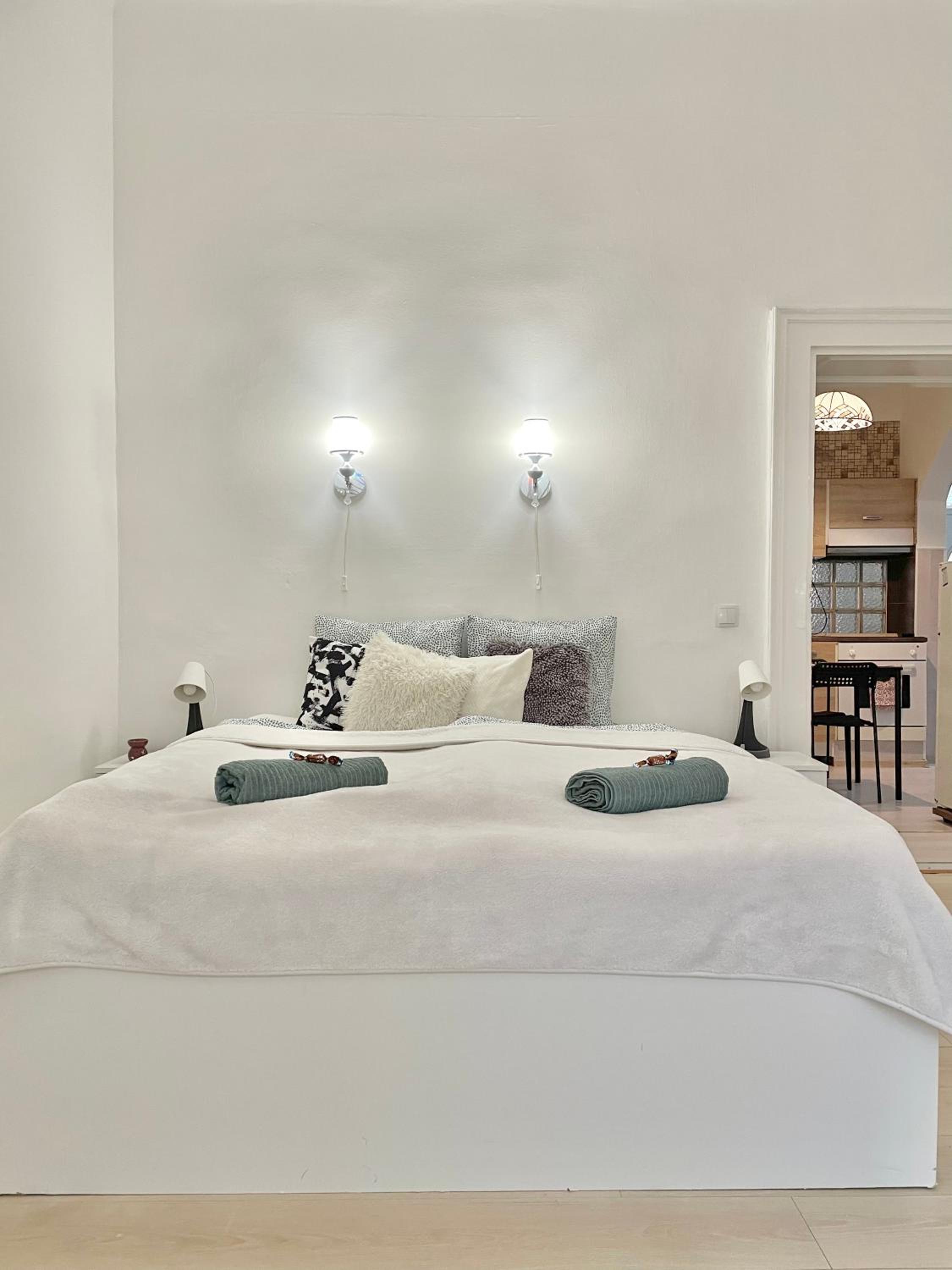 White Apartment near the famous New York Café
