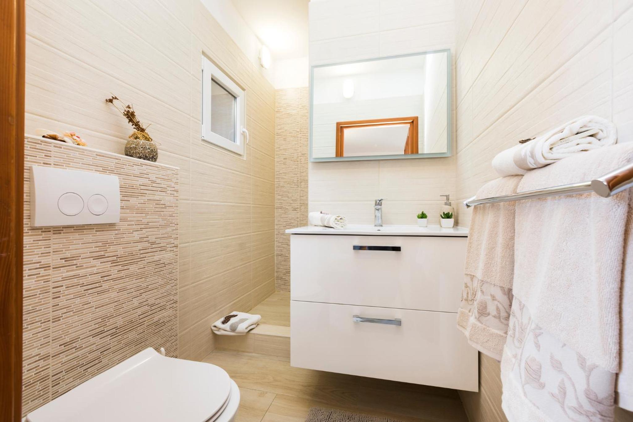 Photo 96