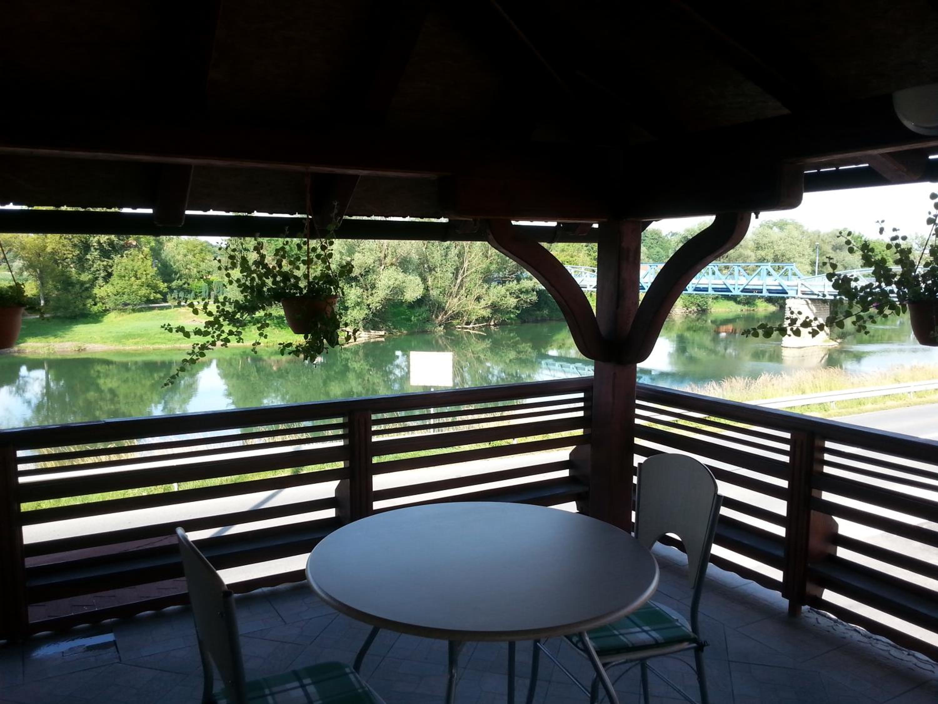 Guesthouse Kod mosta view 3