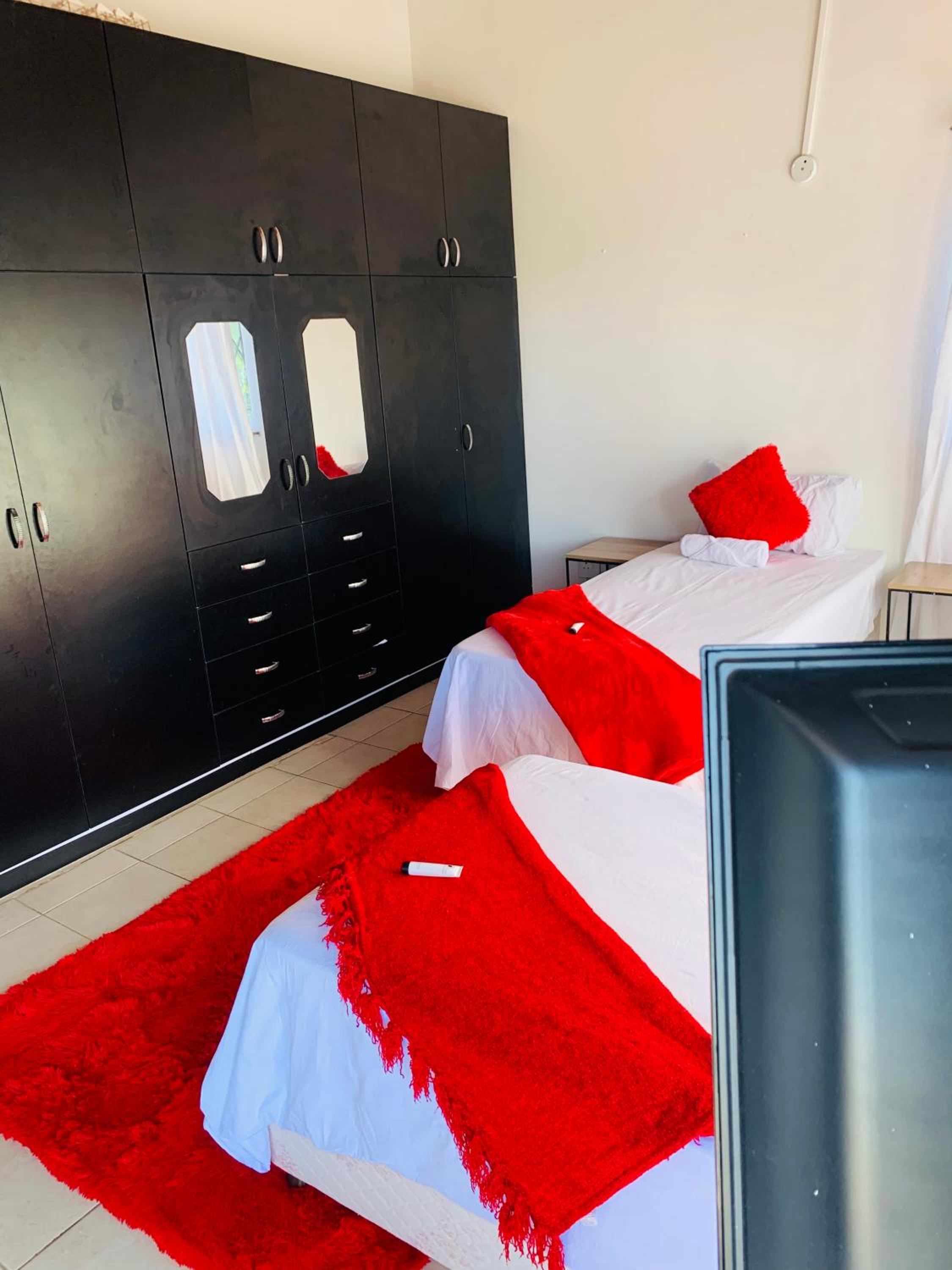Edladleni Holiday Accomodation