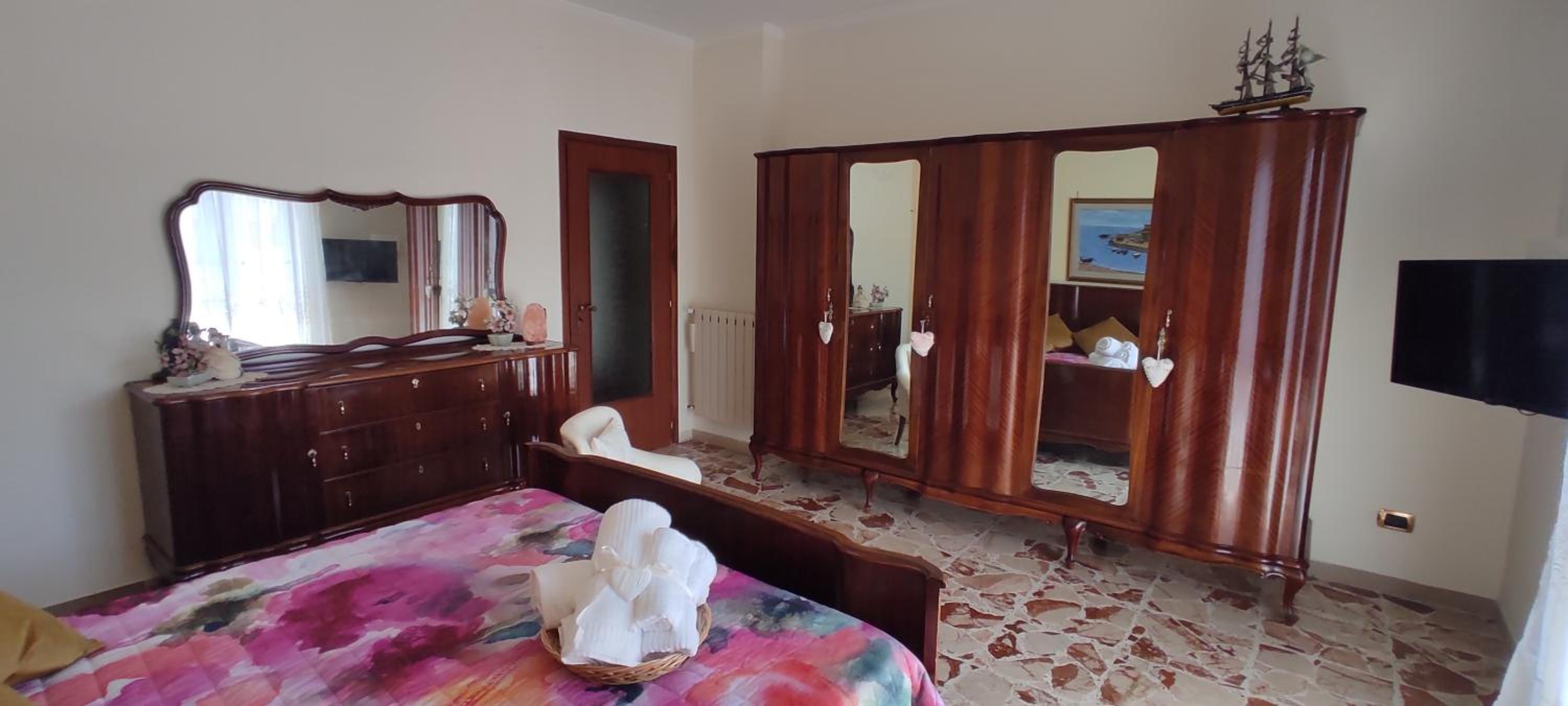 Casa Anna B&B- Luminosa con 2 balconi vista Vesuvio-IDEALE PER FAMIGLIE photo 3