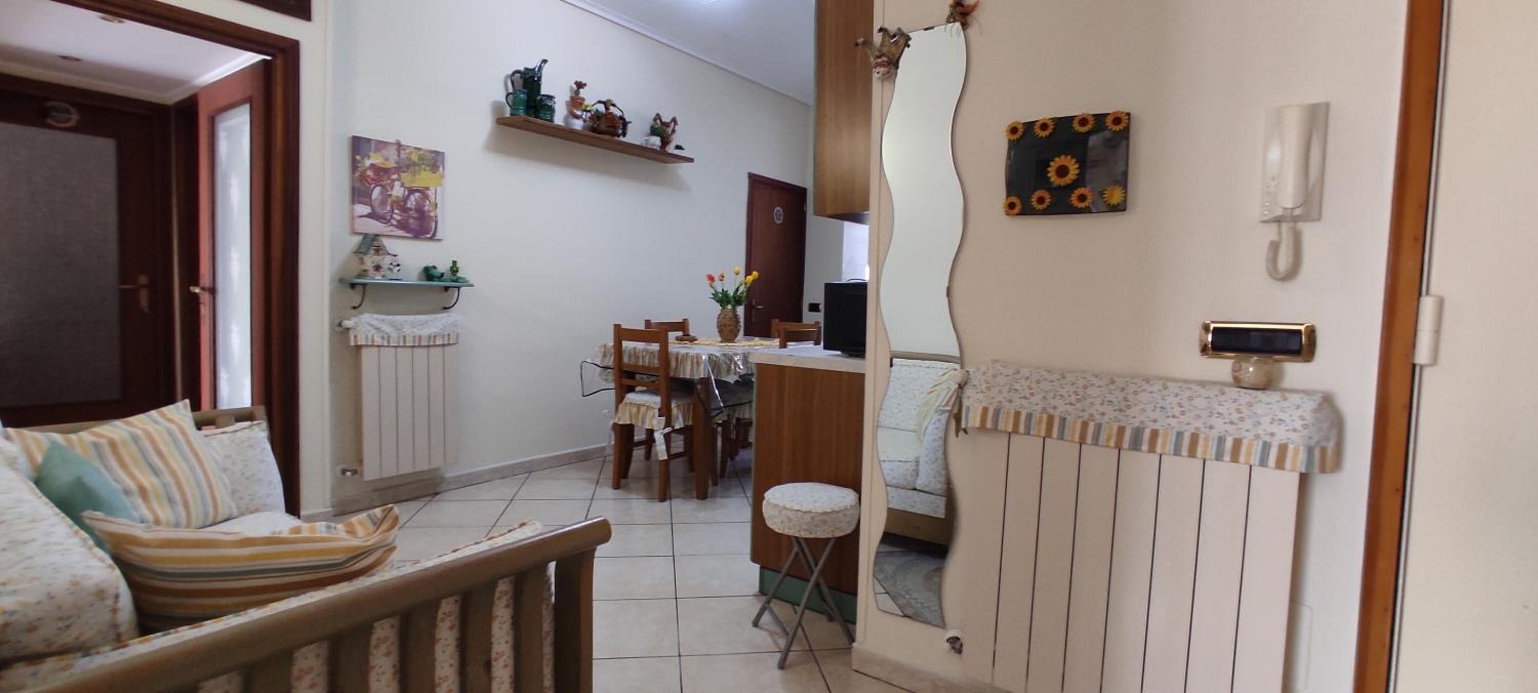 Casa Anna B&B- Luminosa con 2 balconi vista Vesuvio-IDEALE PER FAMIGLIE photo 4