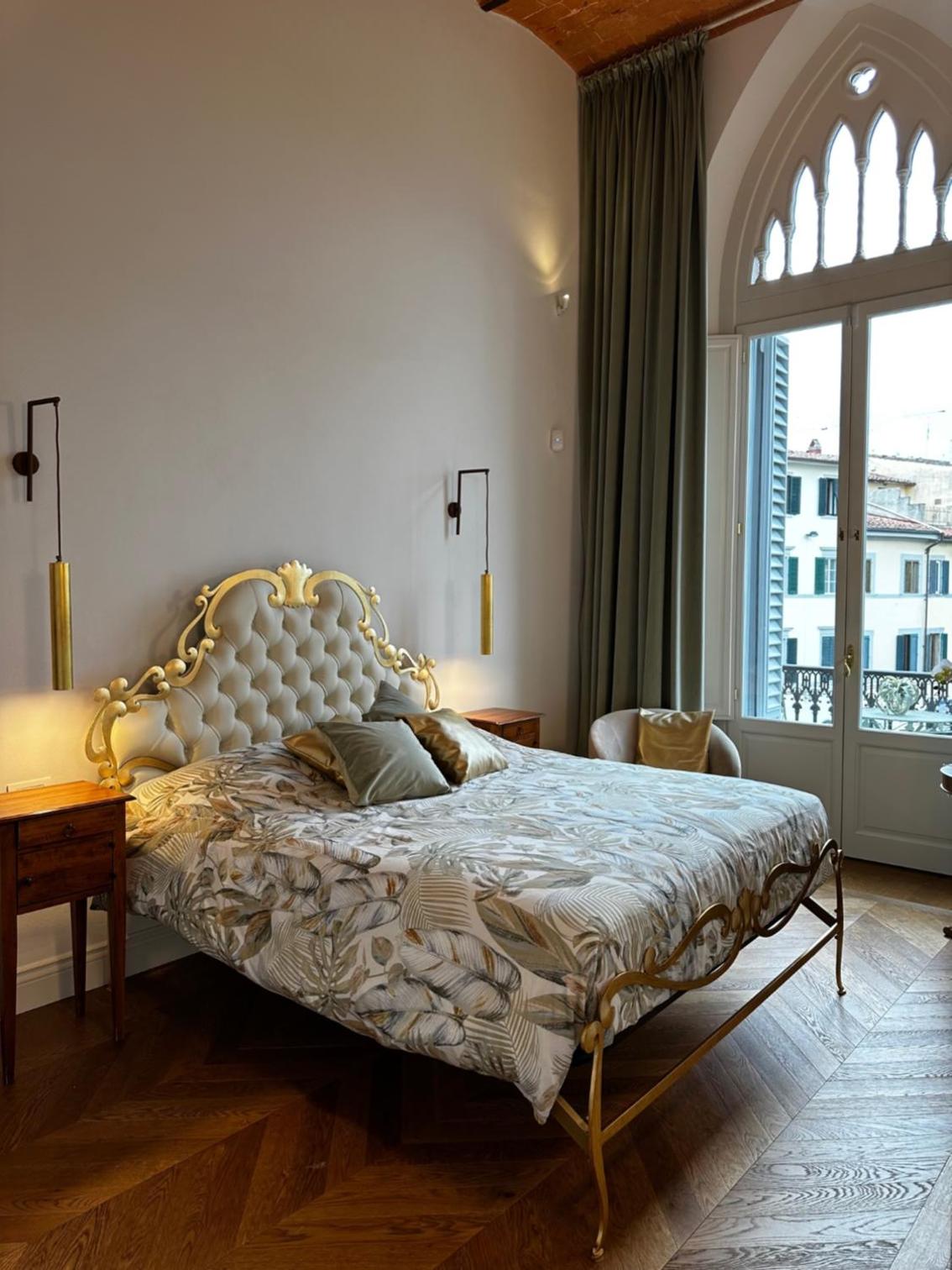 Elegance in the center of Florence: Palazzo Villa