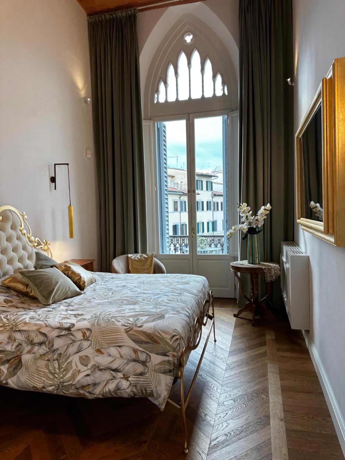 Elegance in the center of Florence: Palazzo Villa