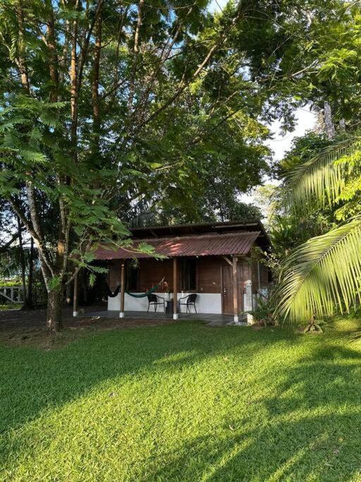 Drake Bay Cabina - ON THE BEACH - La Joyita