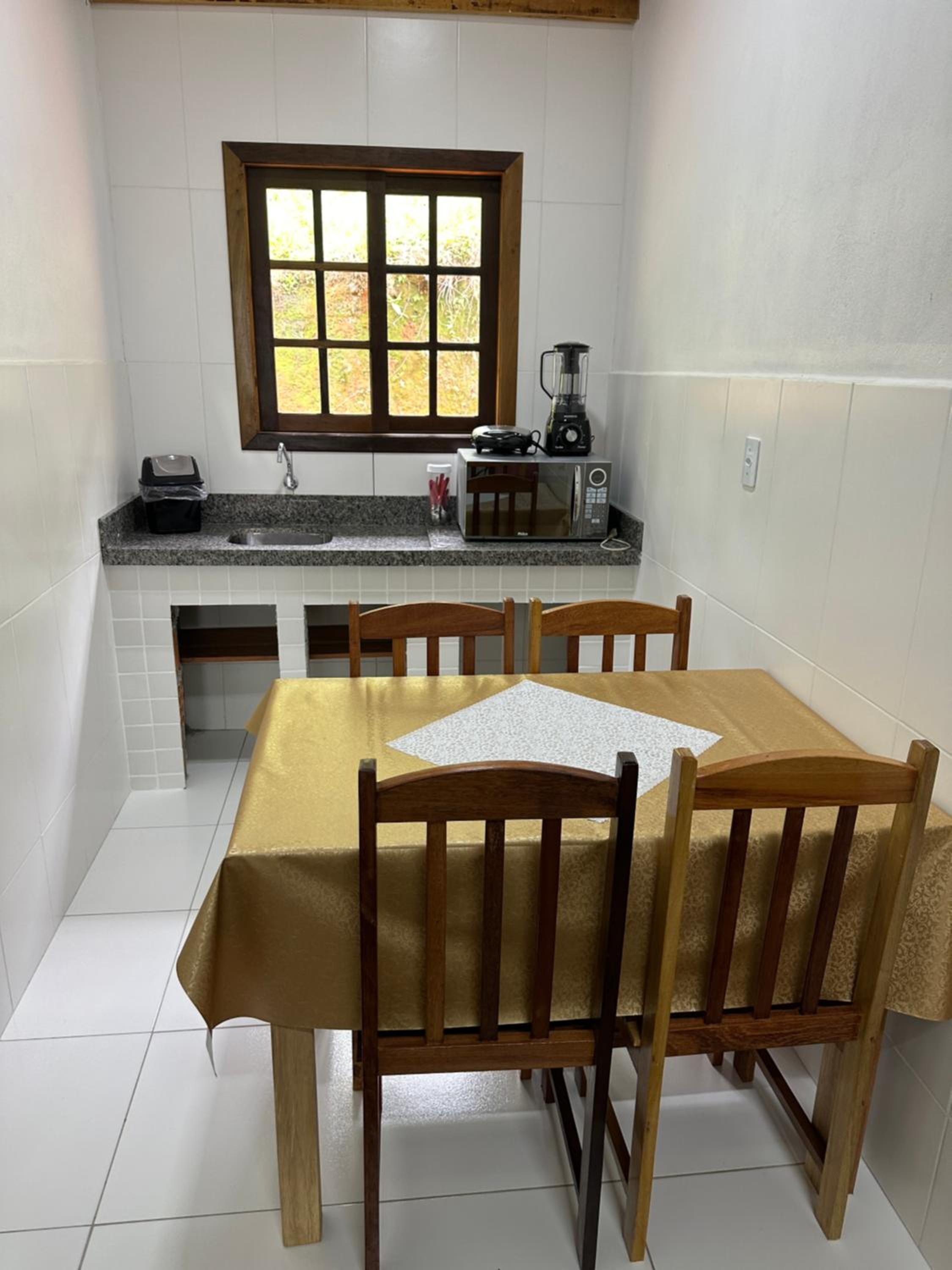 Vila dos pássaros, casa completa