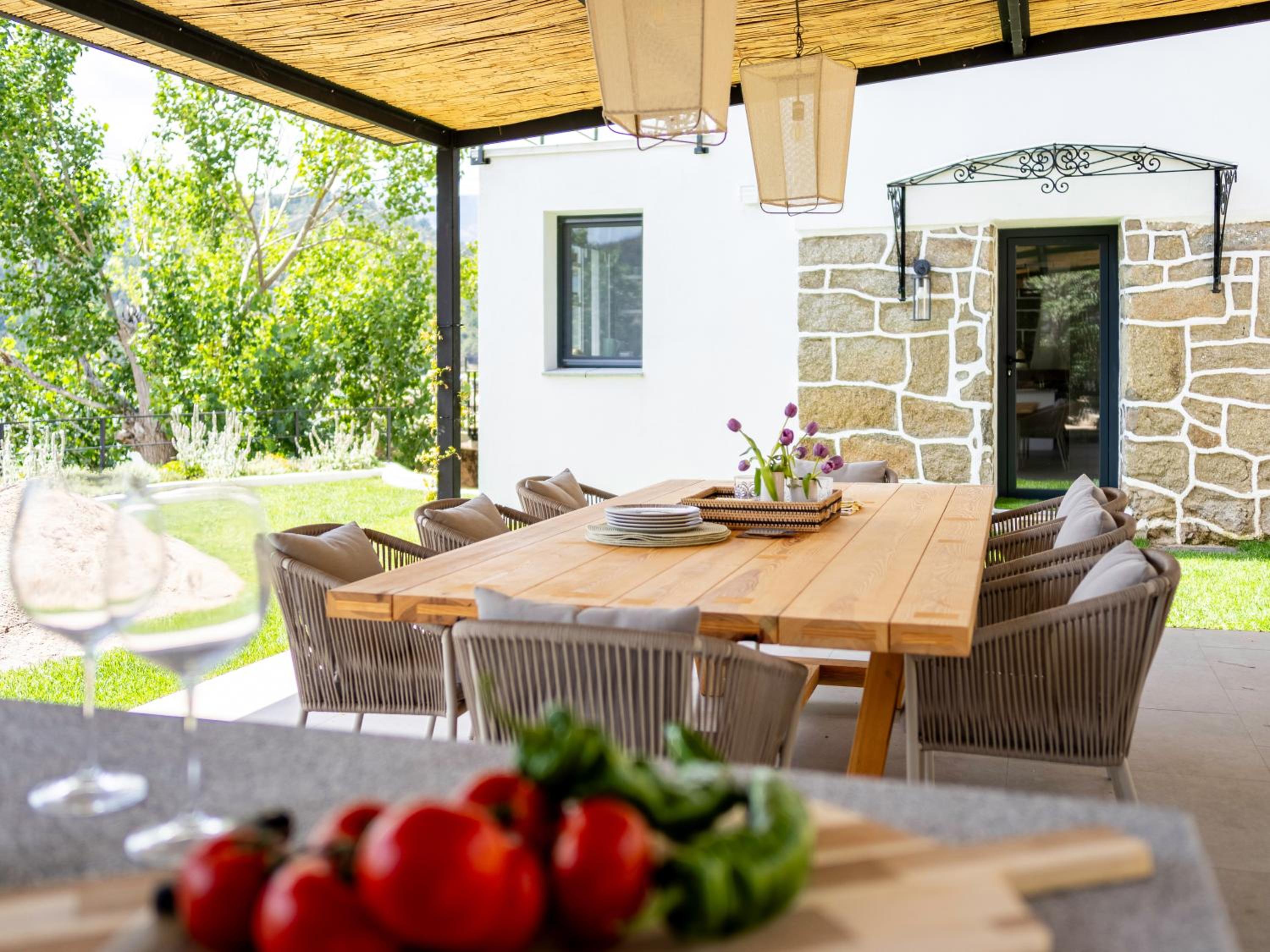 Casa junto al Pantano de Burguillo