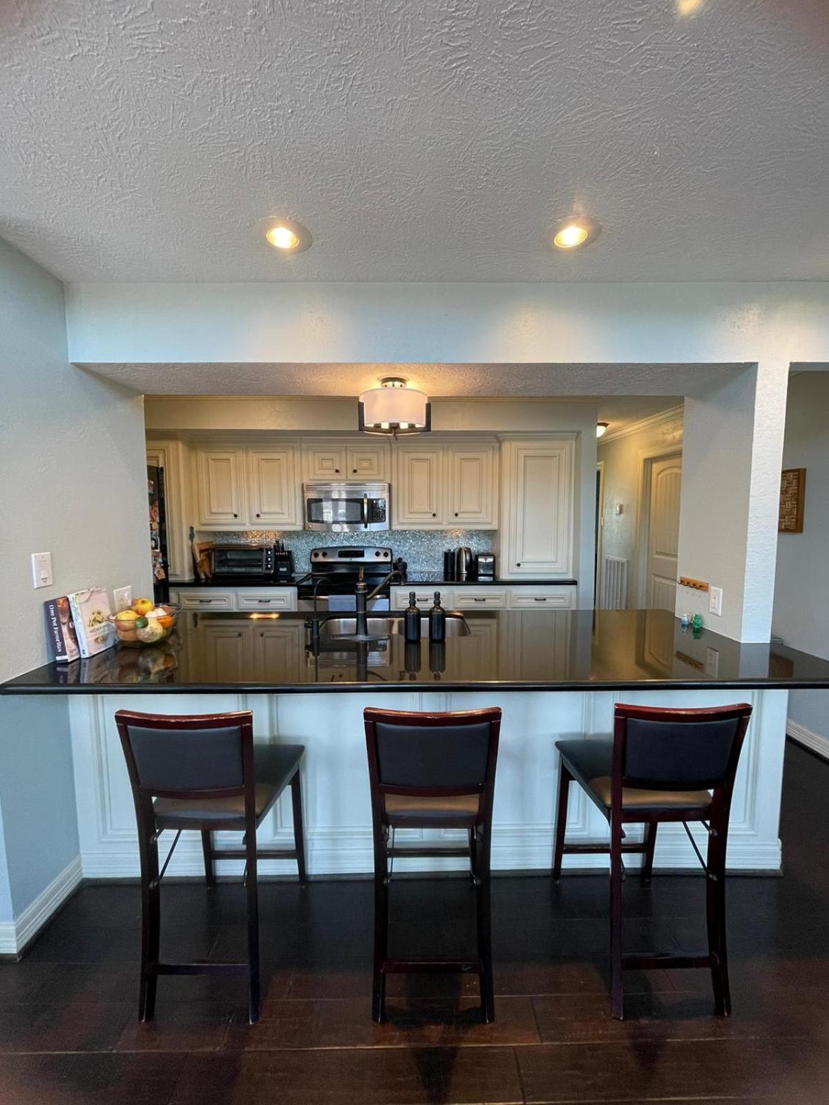 Tiki Island Waterfront Villa Oasis home away from home - Property Image 19