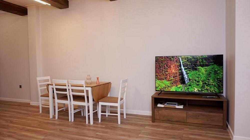 CHALET WOODS GUSAR
