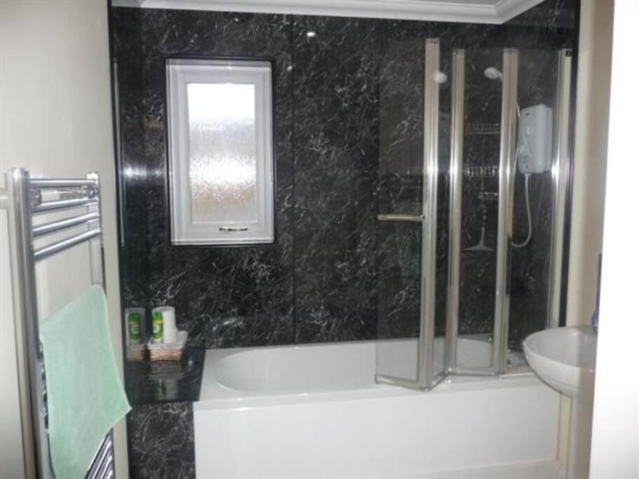 Glenview Salen