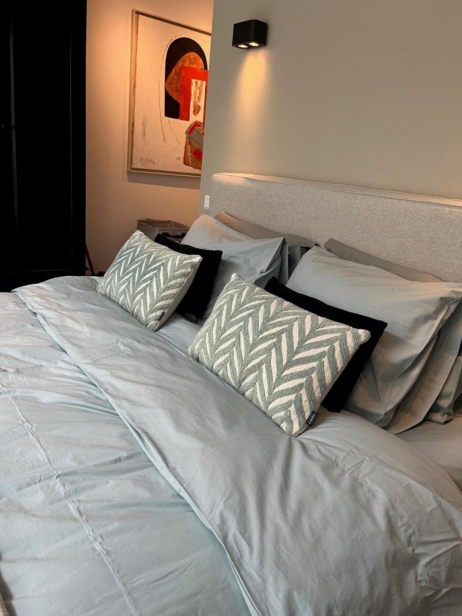 B&B Urban Oasis with Free Parking
