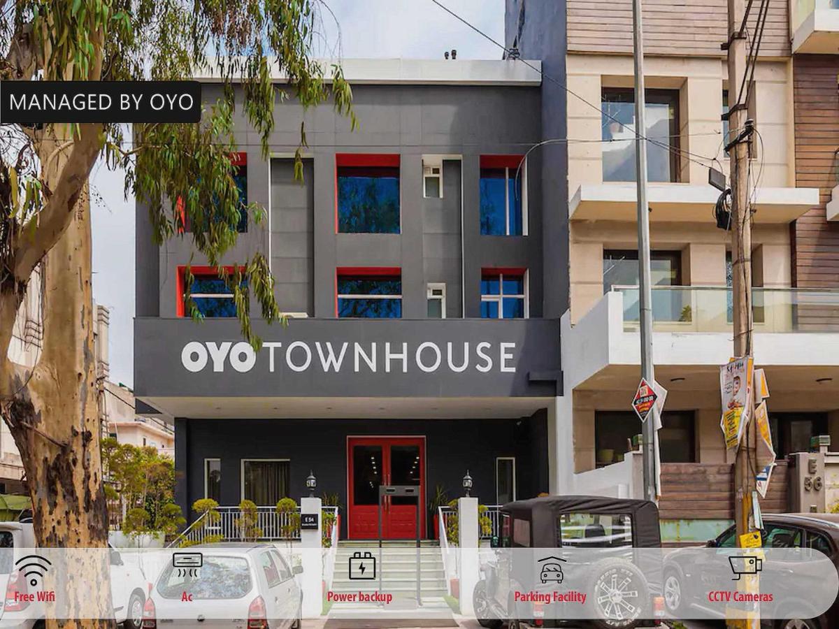 Super OYO Townhouse 008 Greater Kailash