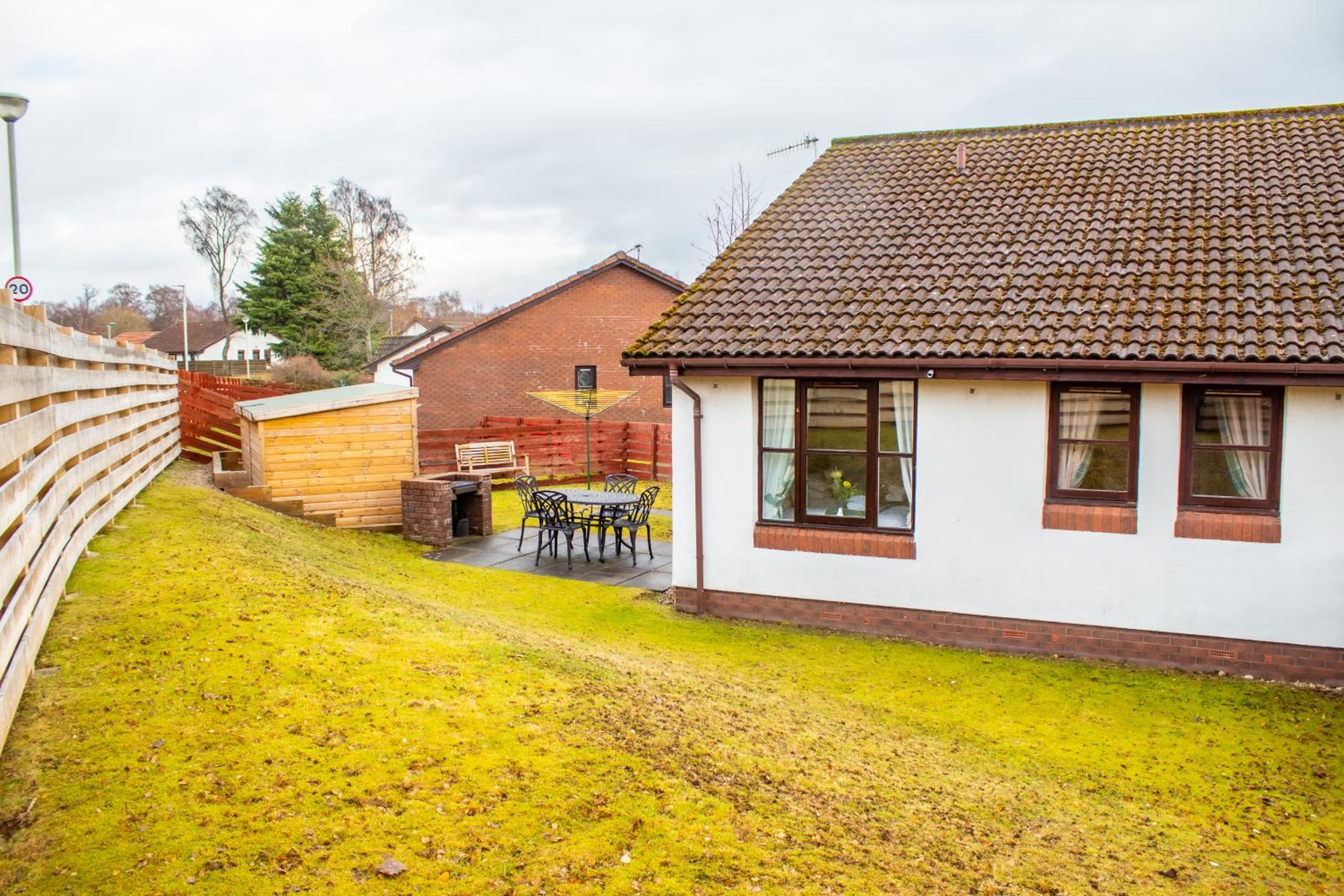 Pine Marten Cottage - Aviemore view 3