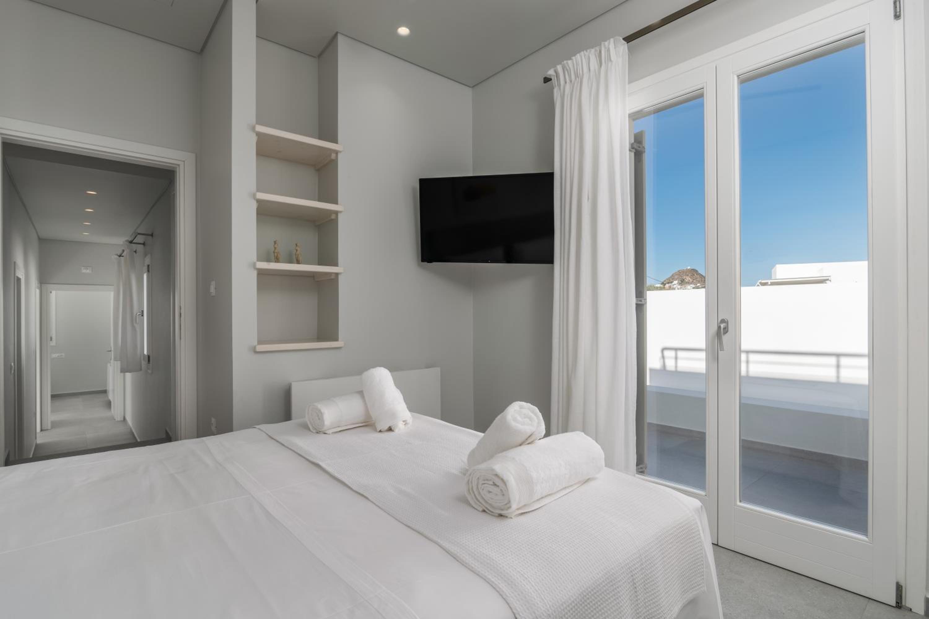 Thiopetra Villas