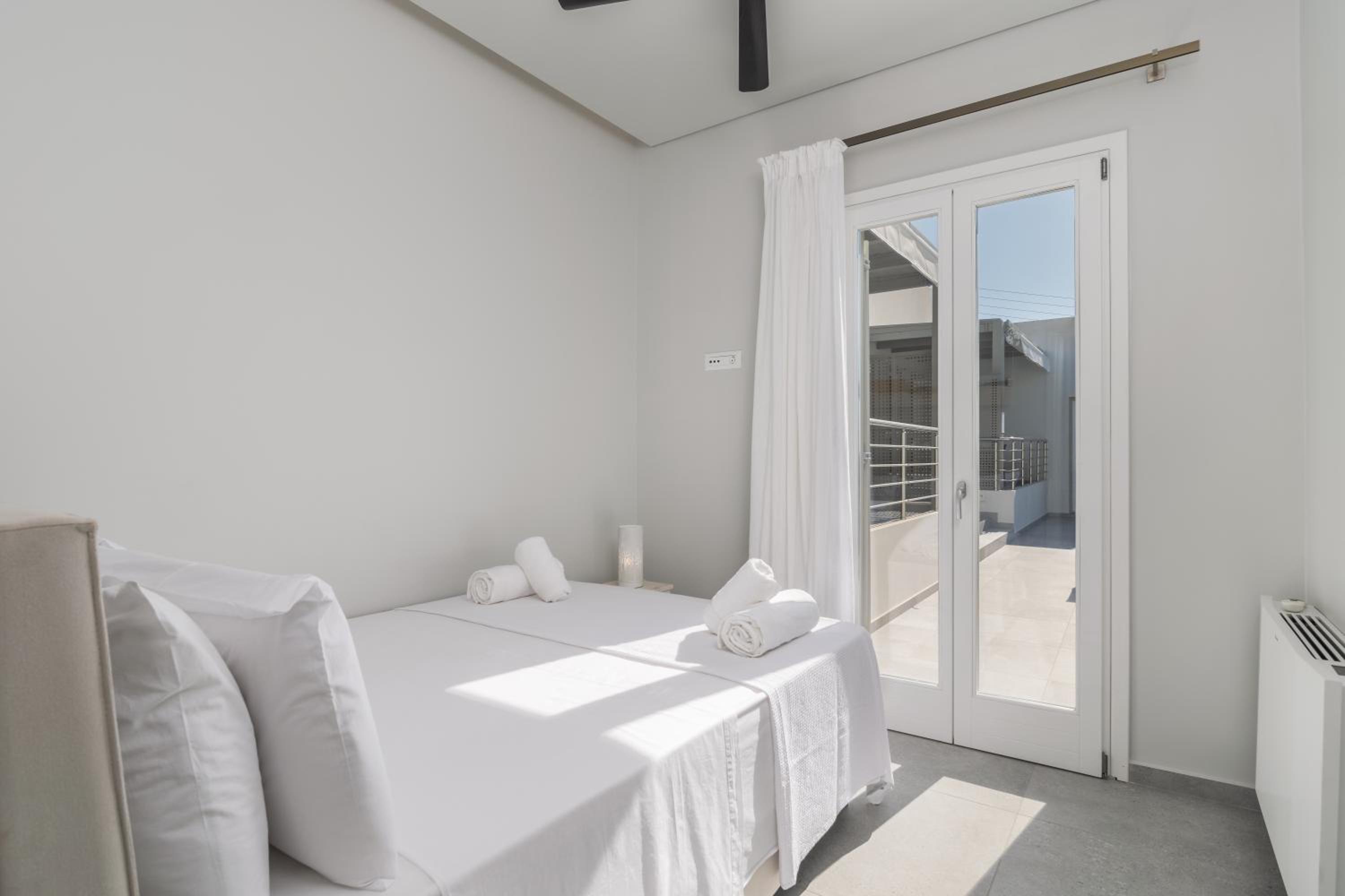 Thiopetra Villas