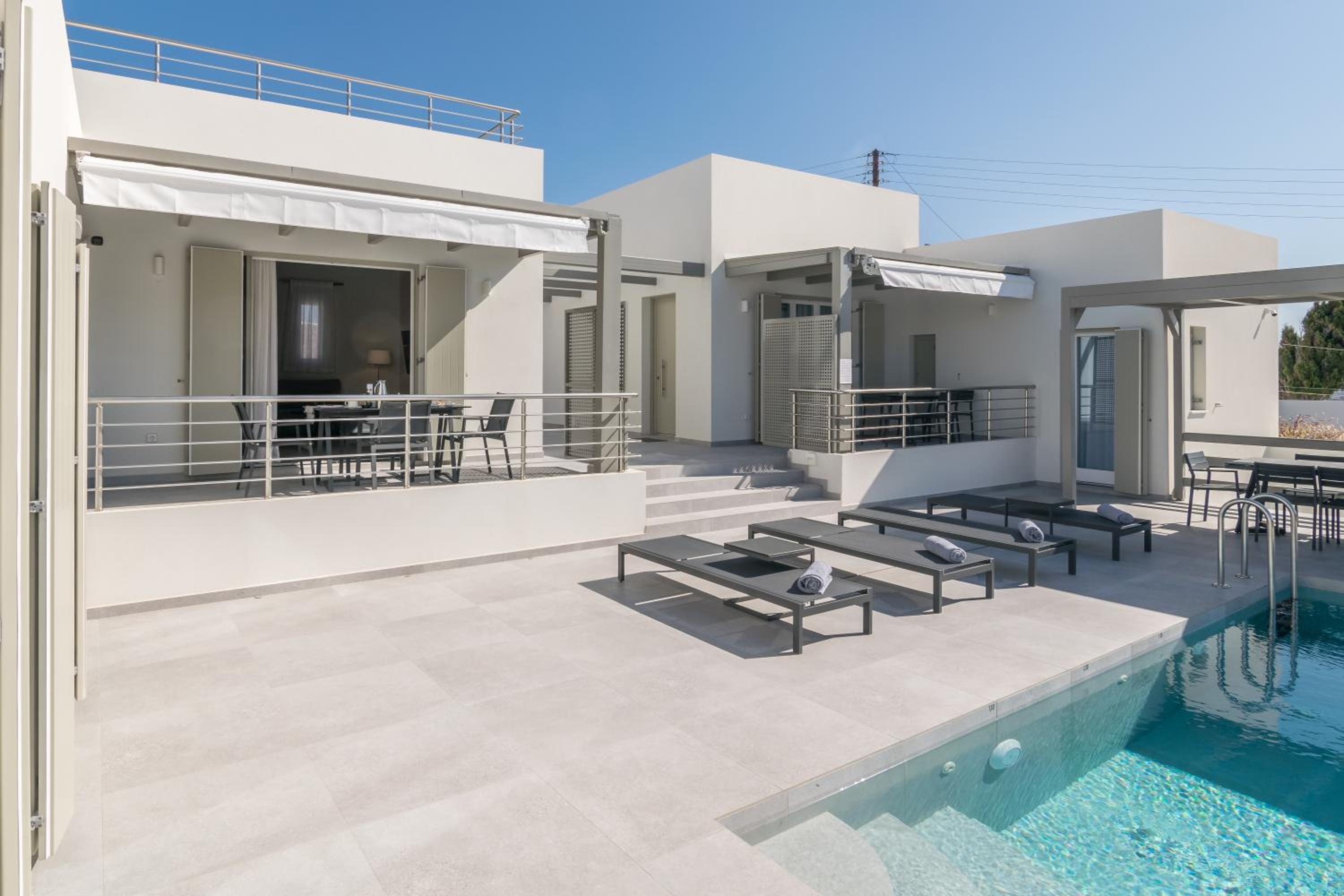 Thiopetra Villas